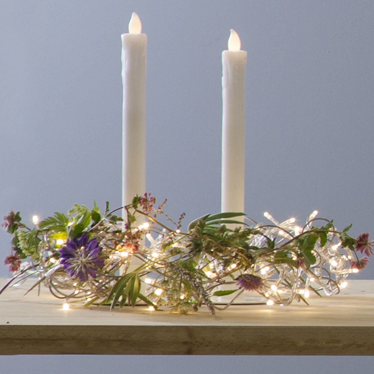 LED-Kranz "Curly" - 30 warmweiße LED - D: 30cm - Material: Metall - silber