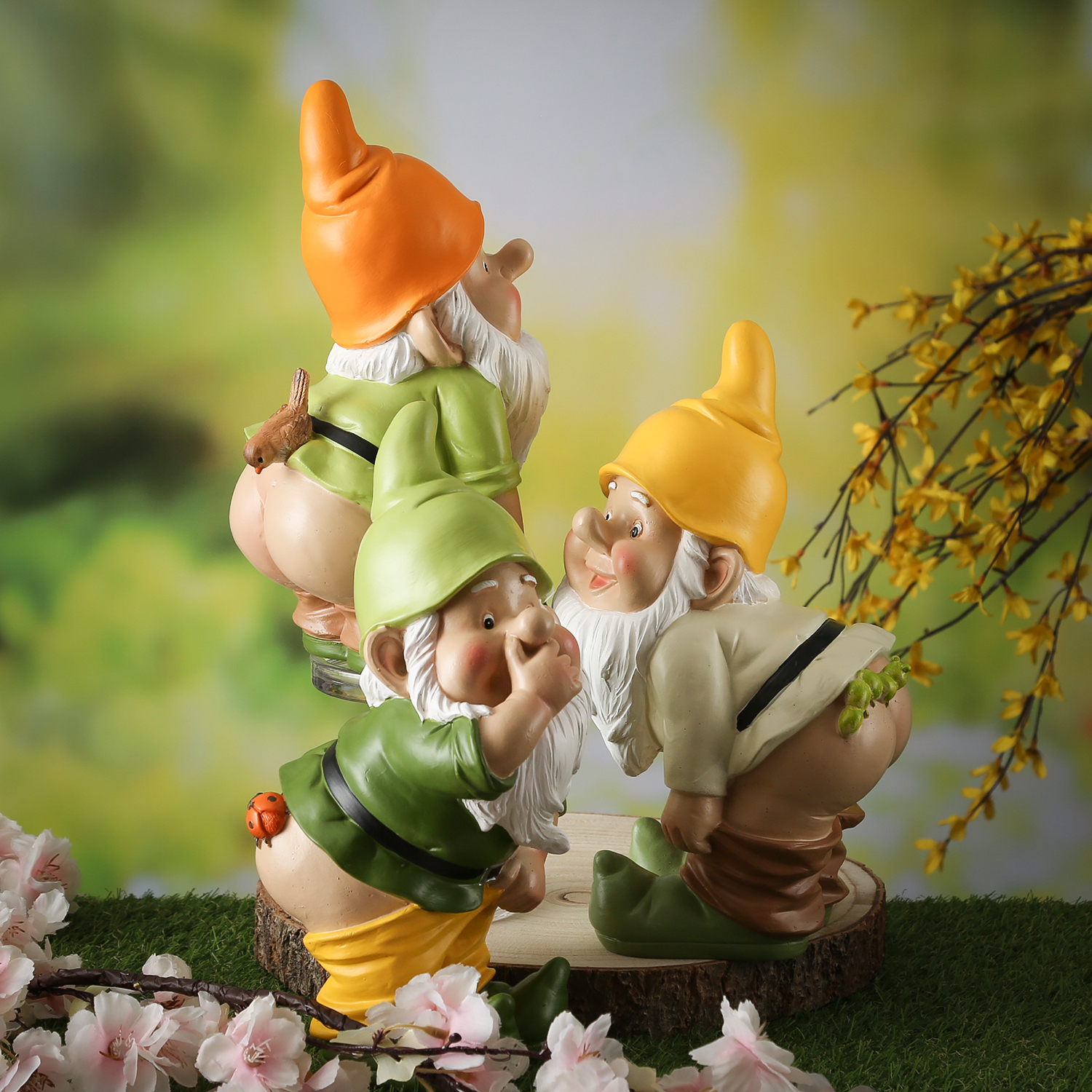 Gartenzwerg Hose Runter mit Raupe - Frecher Zwerg mit nacktem Po  - Polyresin - H: 27cm