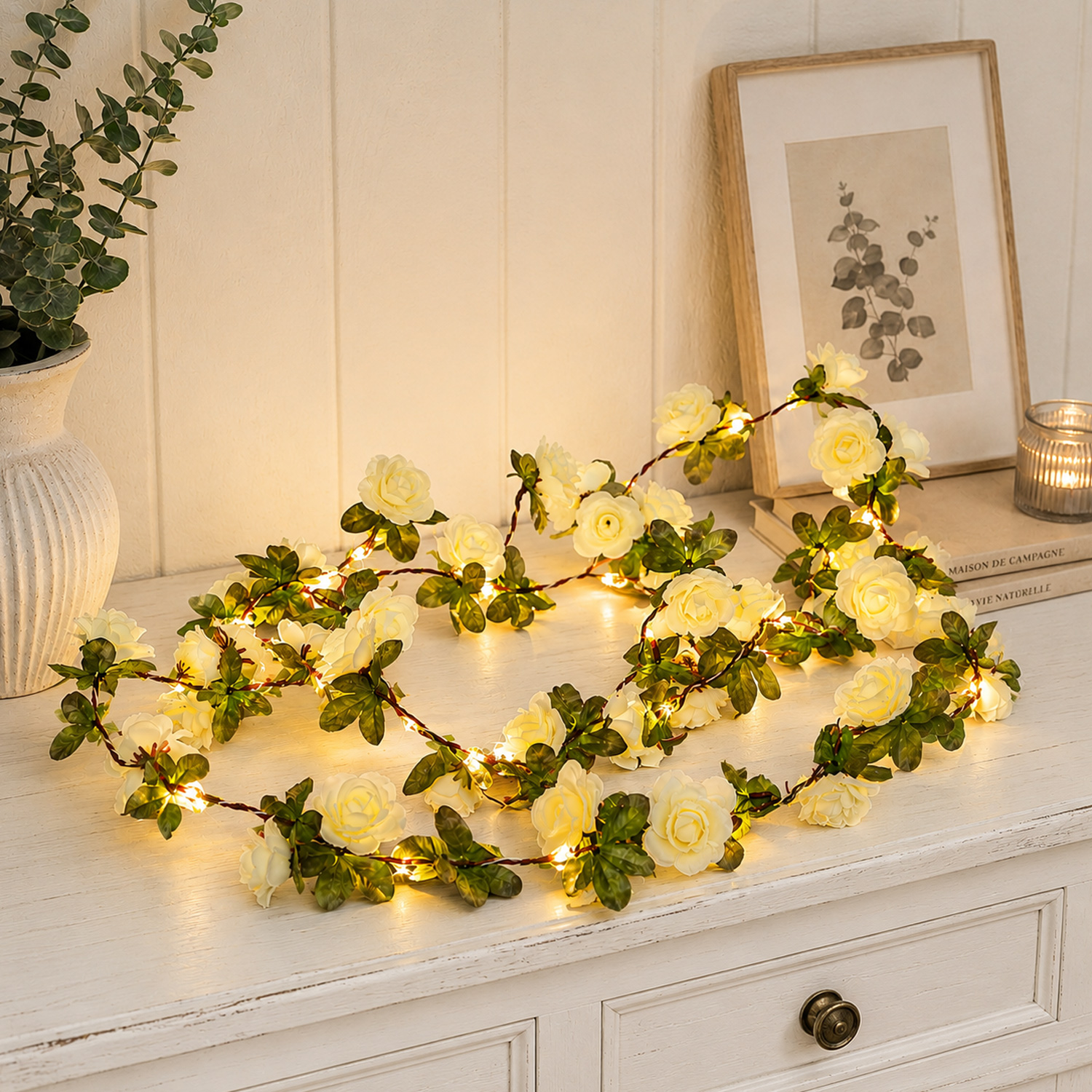 LED Lichterkette weiße Mini Rosen - 22 warmweiße LED - Batteriebetrieb - Timer L: 2,1m - für Innen