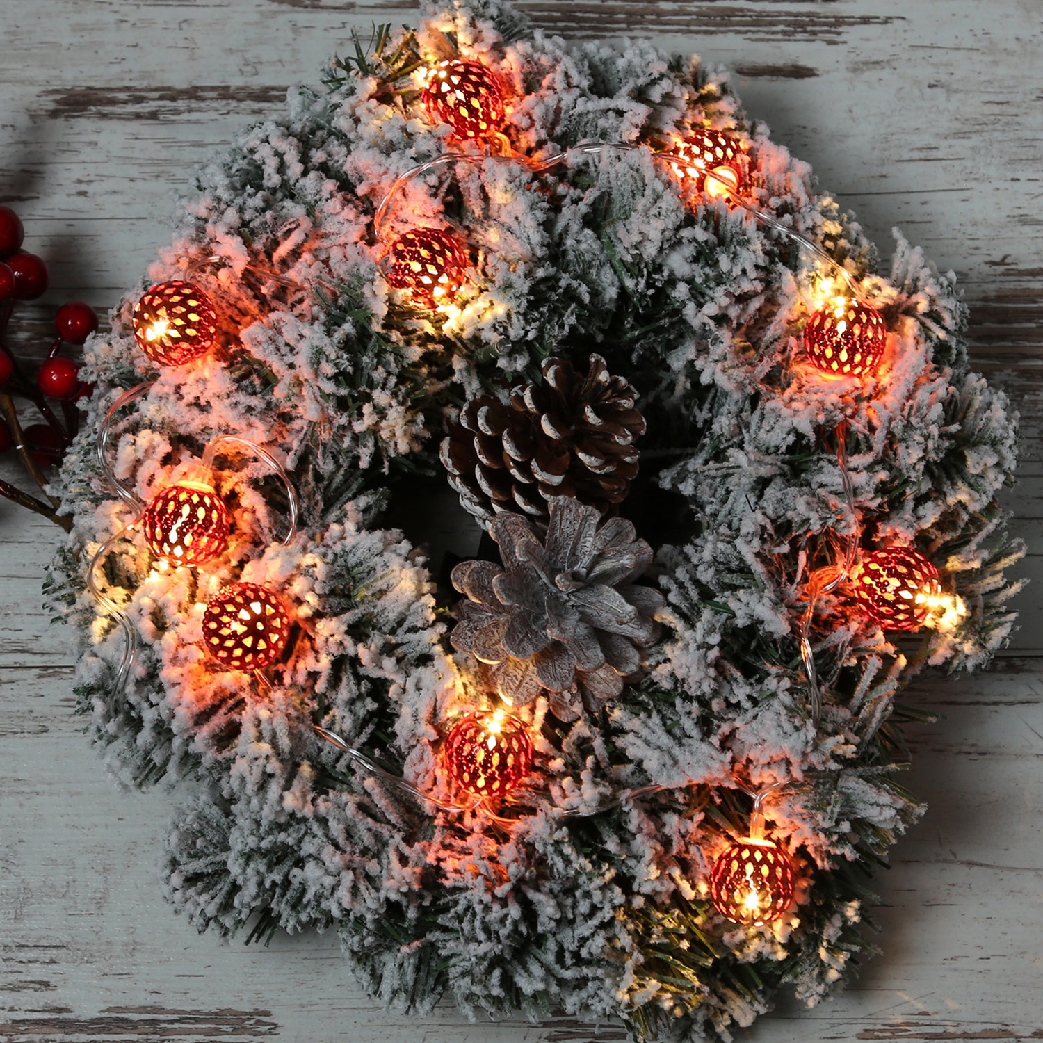 LED Dekolichterkette Metallkugeln - 10 warmweiße LED - D: 2,5cm - L: 0,9m - Batterie - weiß