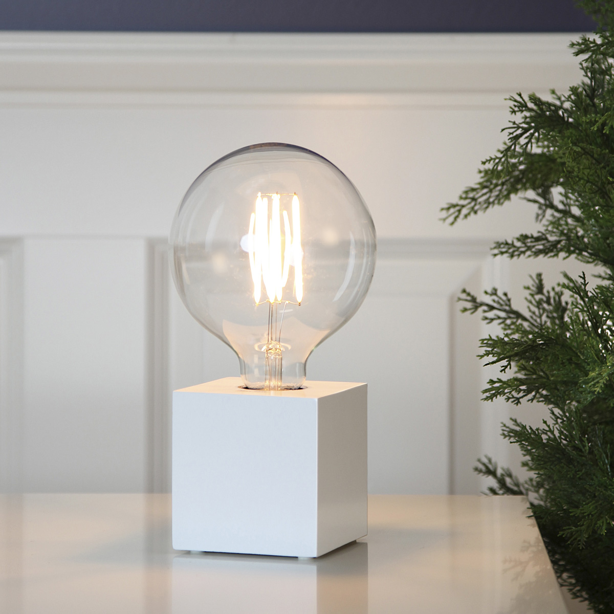 Lampenhalterung KUB - Tischleuchte - E27 - H: 9cm - stehend - Kabel mit Schalter - Holz - weiß