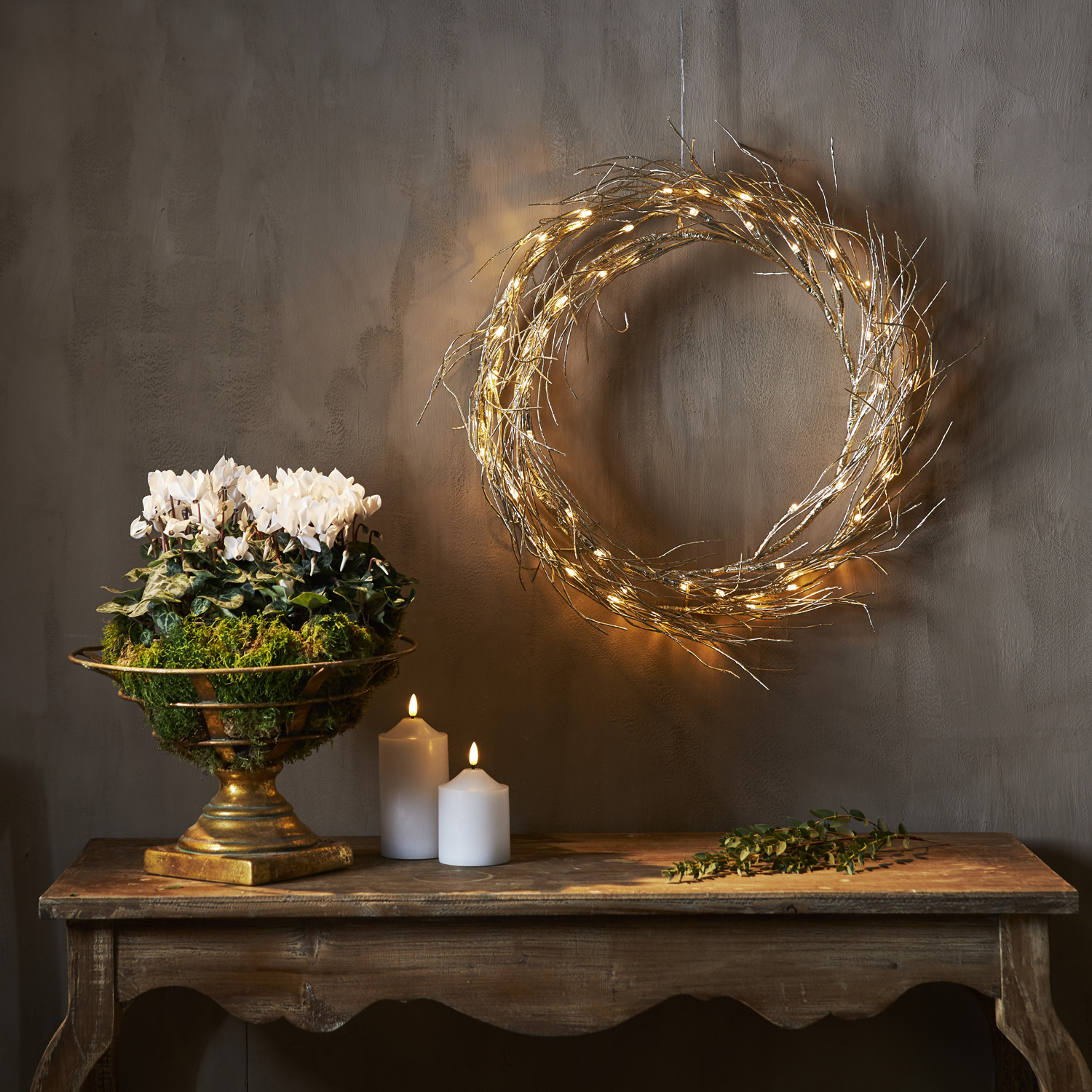 LED Lichtkranz Fizzy - 50 warmweiße LED - D: 45cm - Indoor - gold
