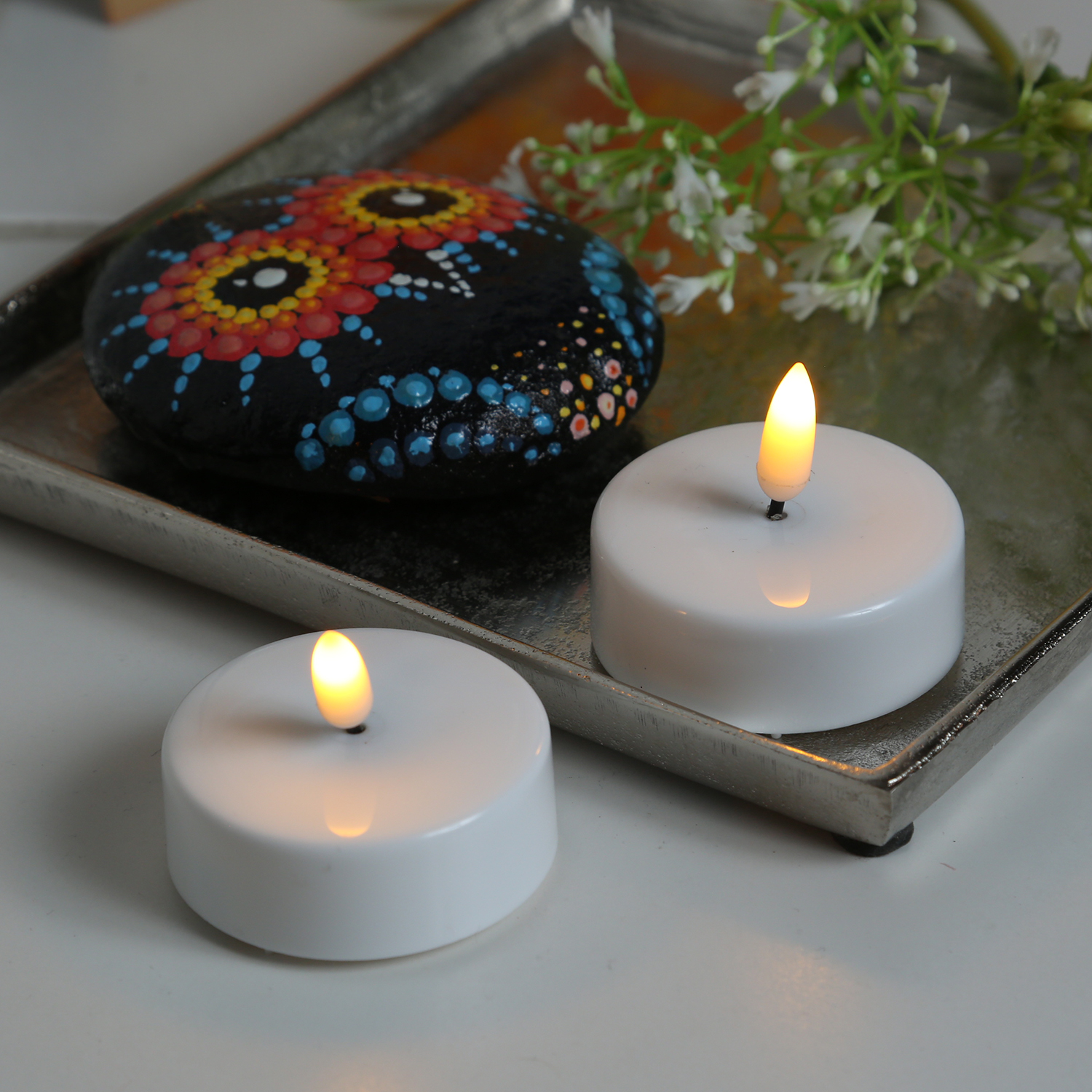 LED Teelicht - flackernde 3D Flamme - Batteriebetrieb - Timer - D: 5,8cm - weiß - 2er Set