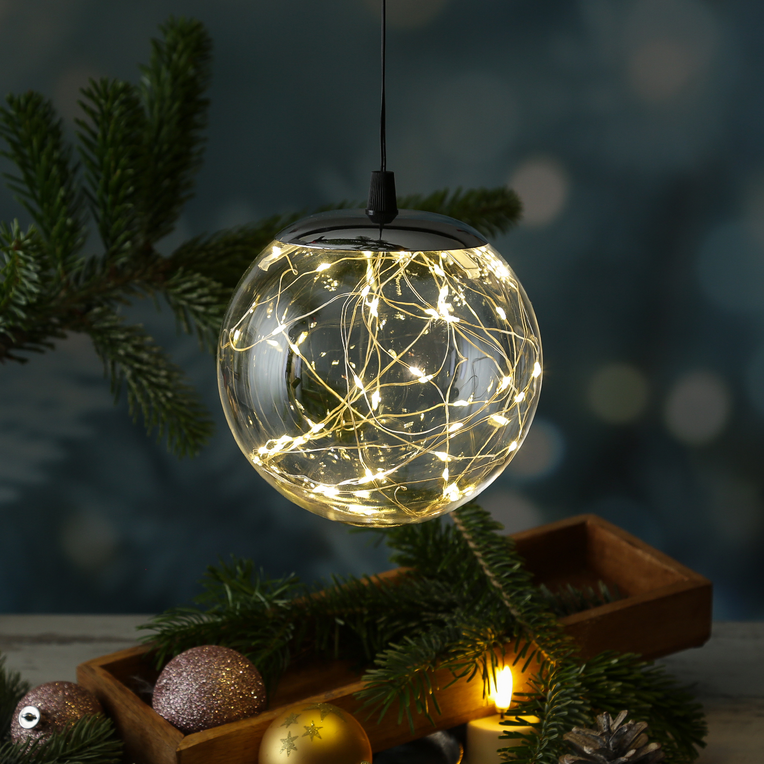 LED Lichterkugel mit Drahtlichterkette - 40 warmweiße LED - Timer - D: 15cm - f. Innen/Außen