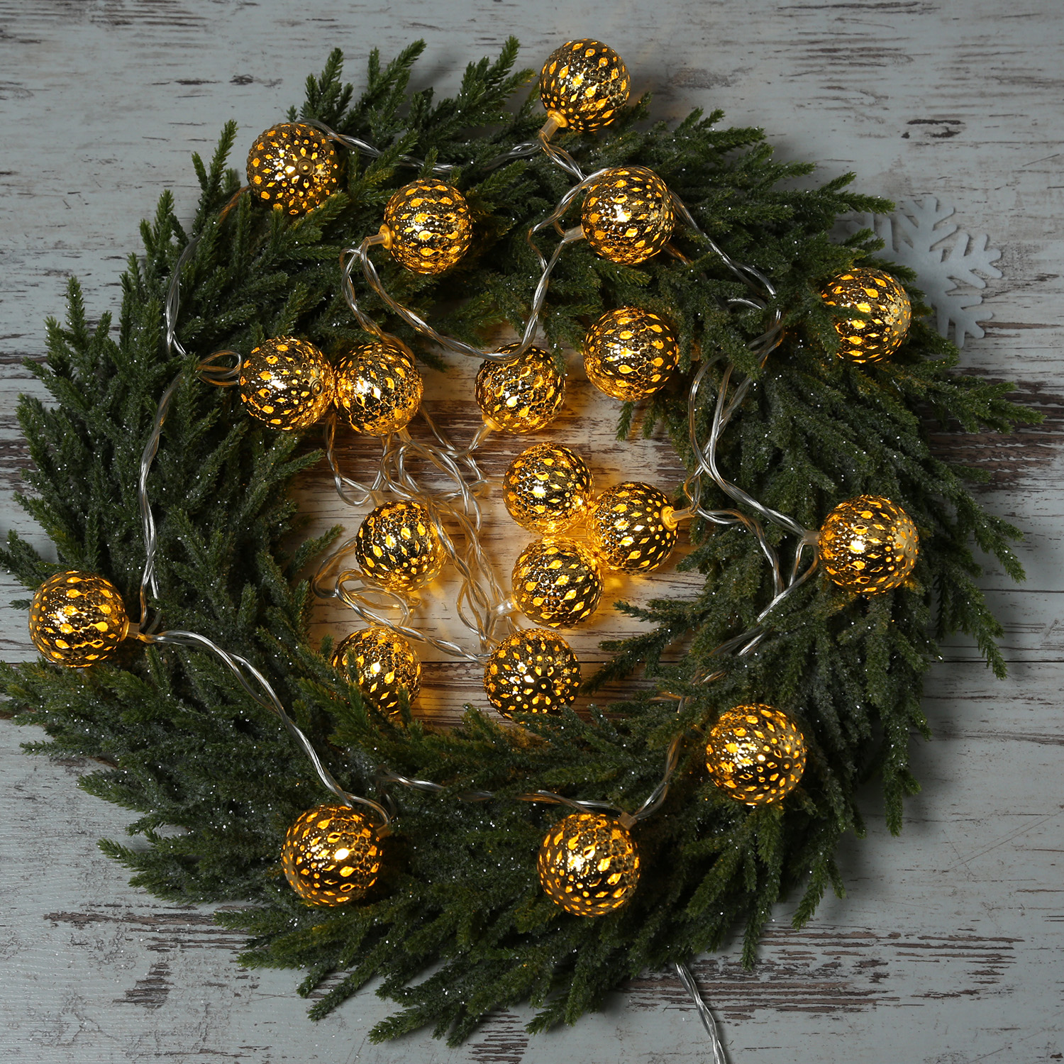 LED Dekolichterkette Metallkugeln - 20 warmweiße LED - D: 4cm - L: 2,76m - Netzteil - gold