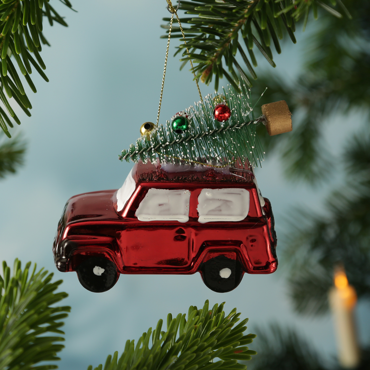 Weihnachtsbaumschmuck Mini Autos mit Weihnachtsbaum - bruchfest - H: 9cm - 3er Set - rot
