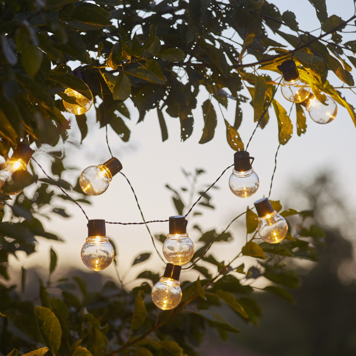 LED Lichterkette PARTAJ - Solar - 10 warmweiße LED - L: 180cm - Lichtsensor - outdoor - klar