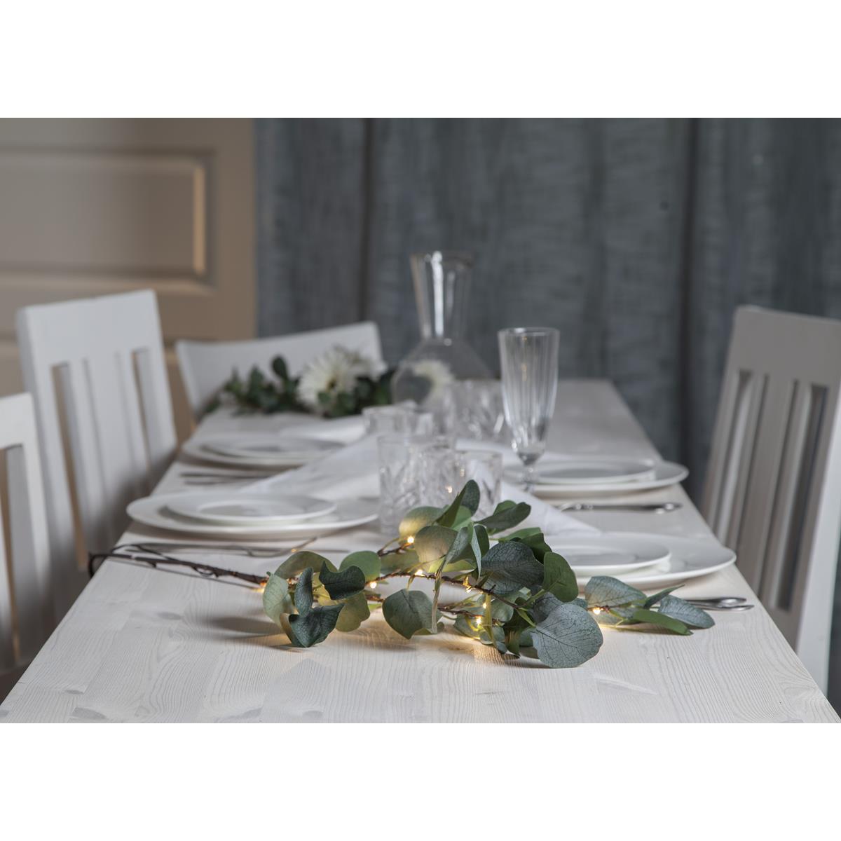 LED Leuchtzweig "Eukalyptus" - 15 warmweiße LED - H: 90cm - Batteriebetrieb - Timer - grüne Blätter