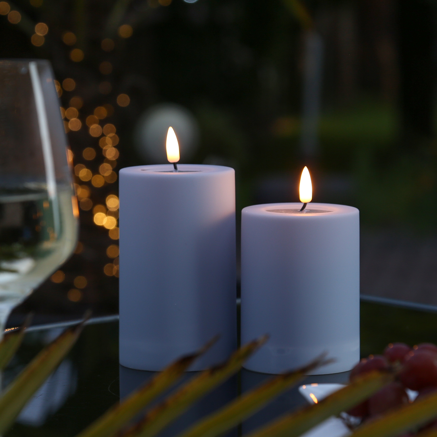 LED Stumpenkerze MIA - Kunststoff - realistische 3D Flamme - H: 10cm - outdoor - pastellblau