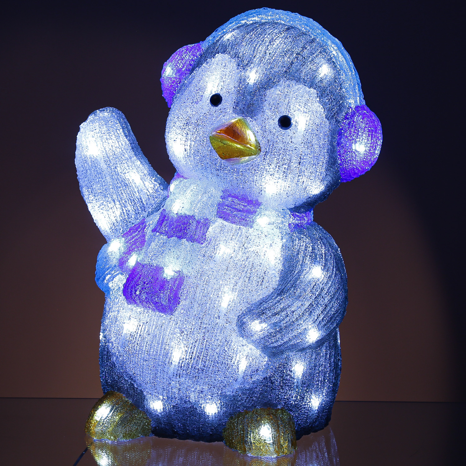 LED Pinguin mit Schal und Ohrenwärmer - Acrylfigur - 70 kaltweiße LED - H: 46cm - Timer - Außentrafo
