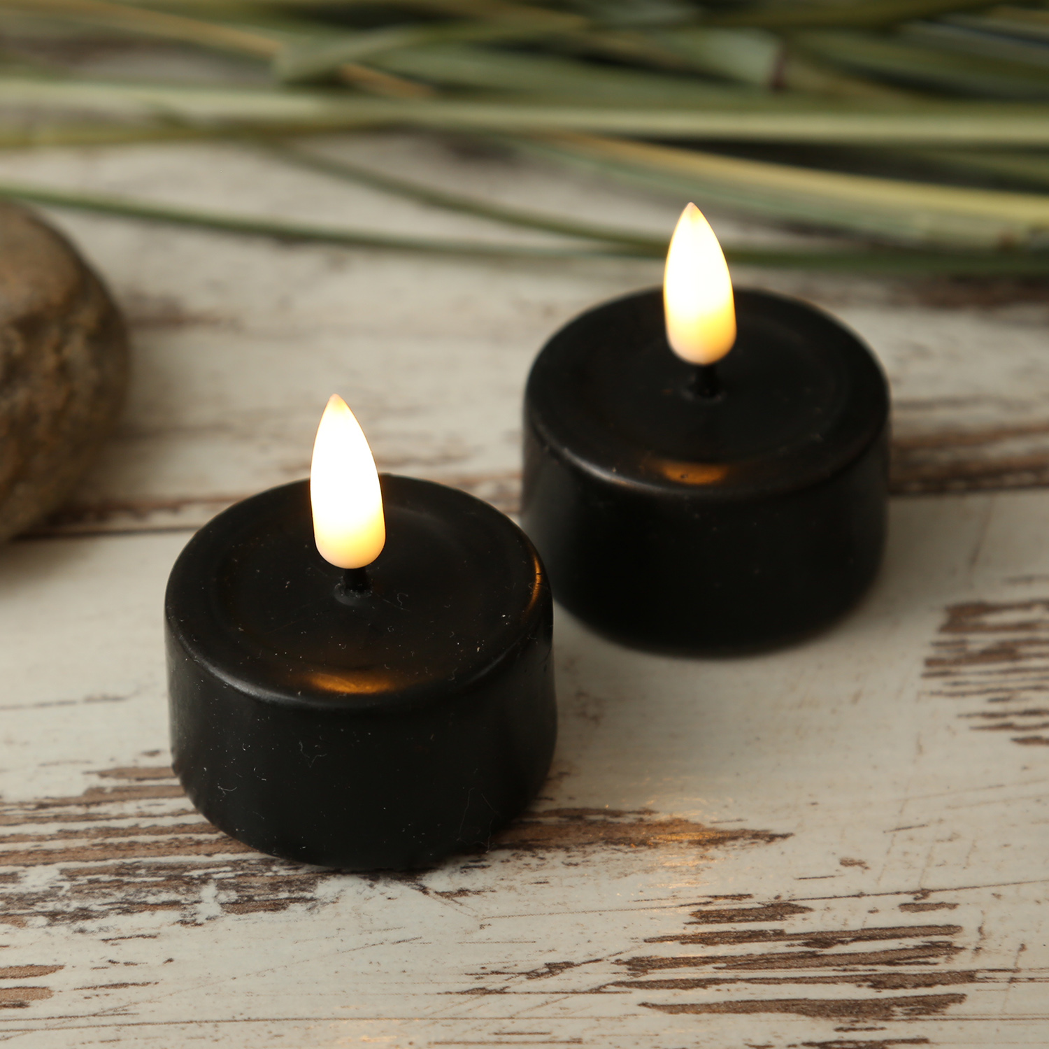 LED Teelichter THEA - D: 4cm - H: 5,3cm - Timer - inkl. Batterien - schwarz
