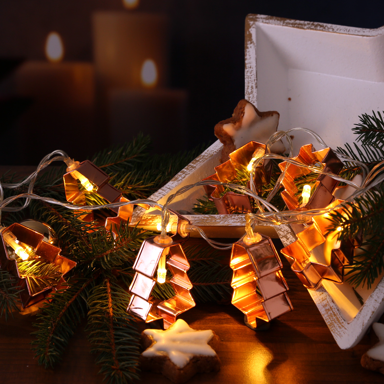 LED Lichterkette mit kupferfarbenen Baum Backförmchen - 8 warmweiße LED - Batteriebetrieb - L: 1,4m