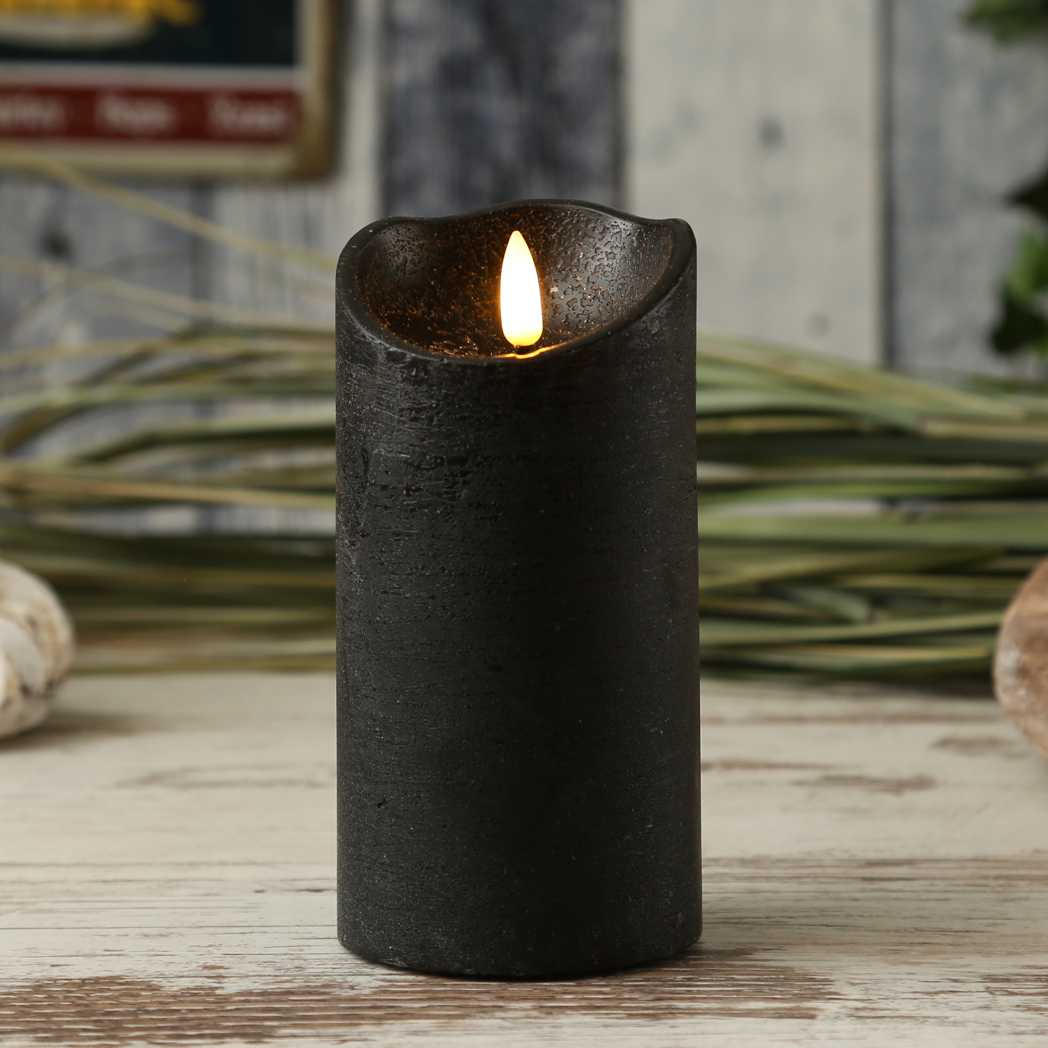 LED Stumpenkerze RUSTIC - Echtwachs - warmweiße 3D Flamme - H: 15cm - Batterie - Timer - schwarz