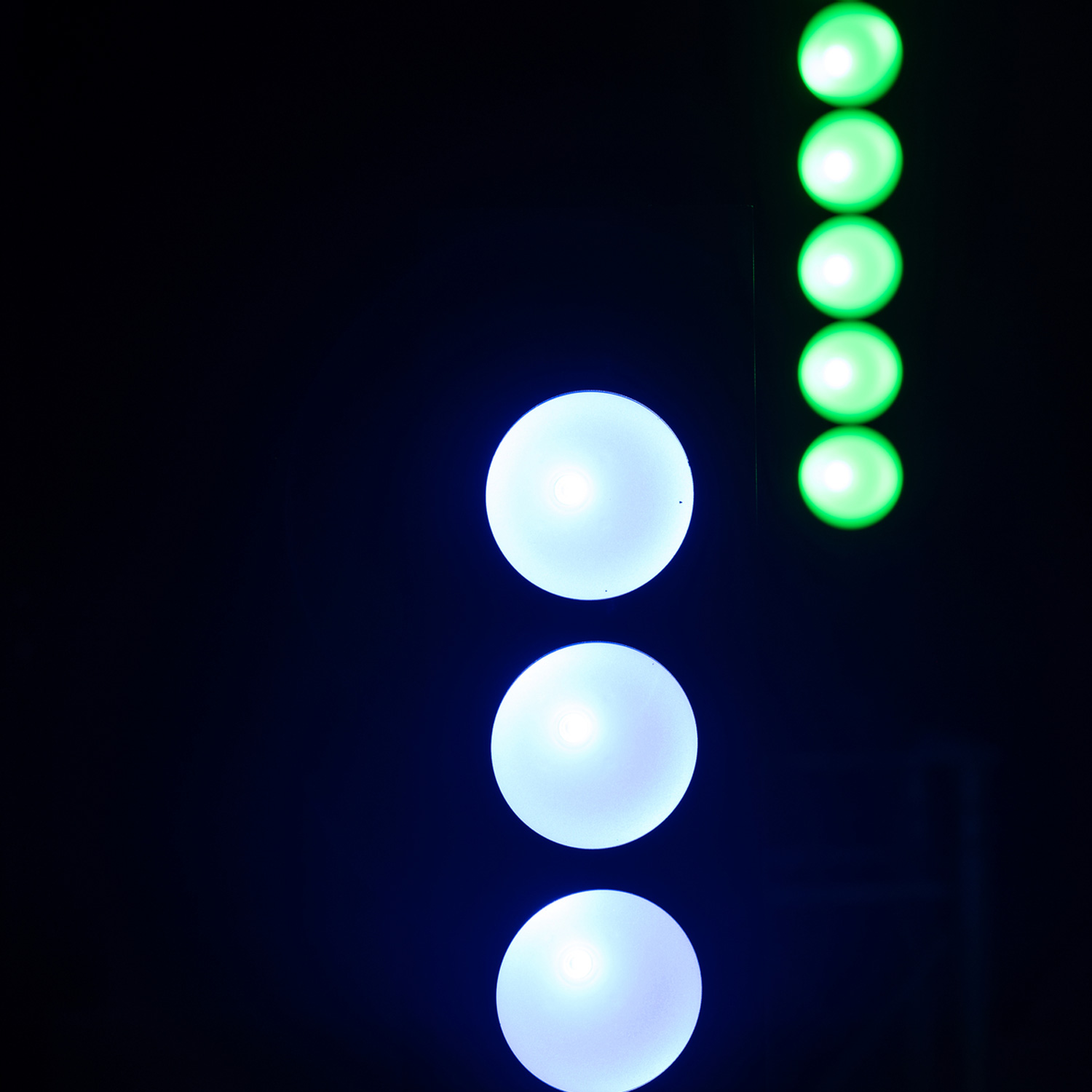 LED Lichtsäule Lichtorgel - high Power 6x 30W COB - DMX - inkl. Fernbedienung - Partyraumbeleuchtung LED Lichtsäule Lichtorgel - high Power 6x 30W COB - DMX - inkl. Fernbedienung - Partyraumbeleuchtung