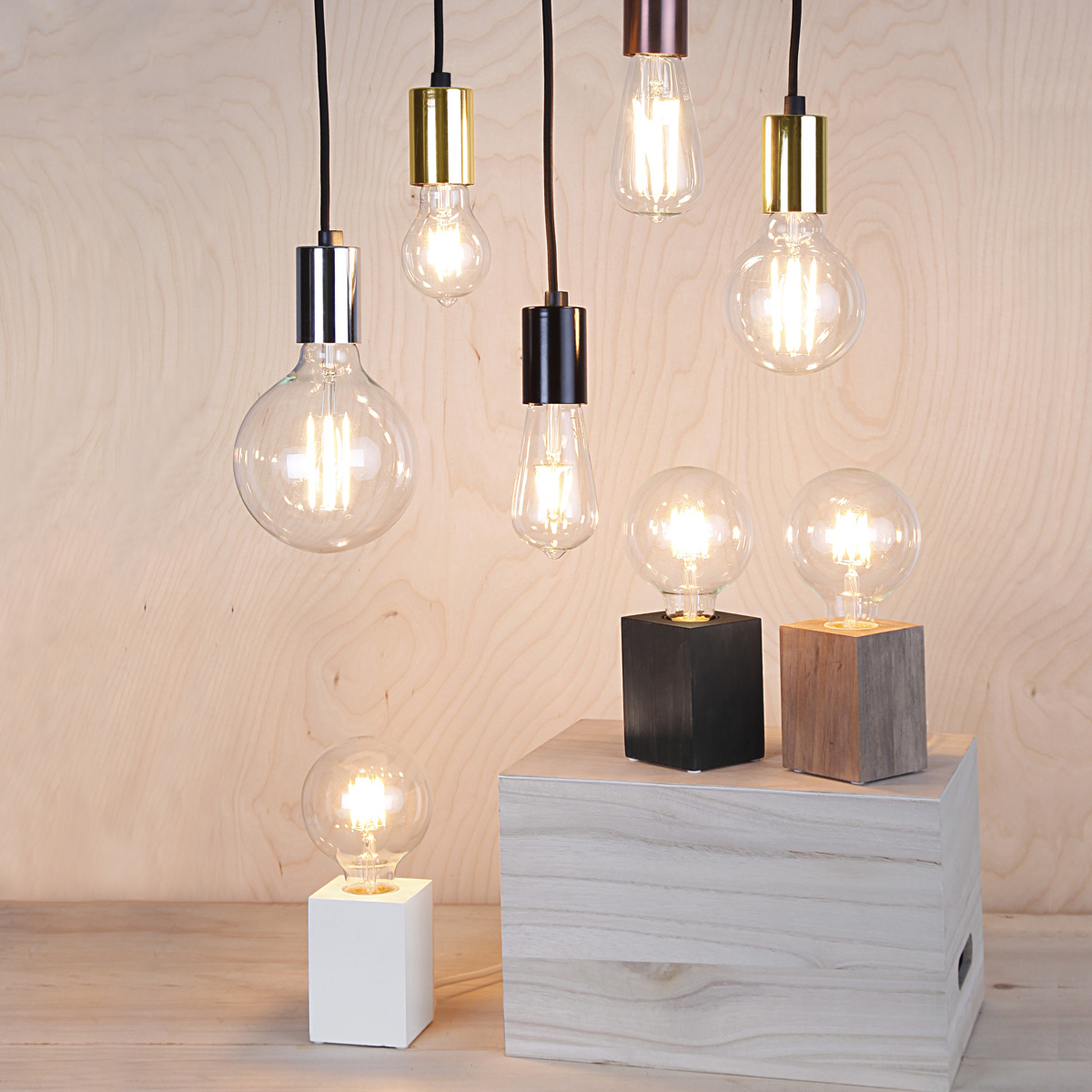 Lampenhalterung LYS - Tischleuchte - E27 - H: 10cm - stehend - Kabel mit Schalter - Holz - braun
