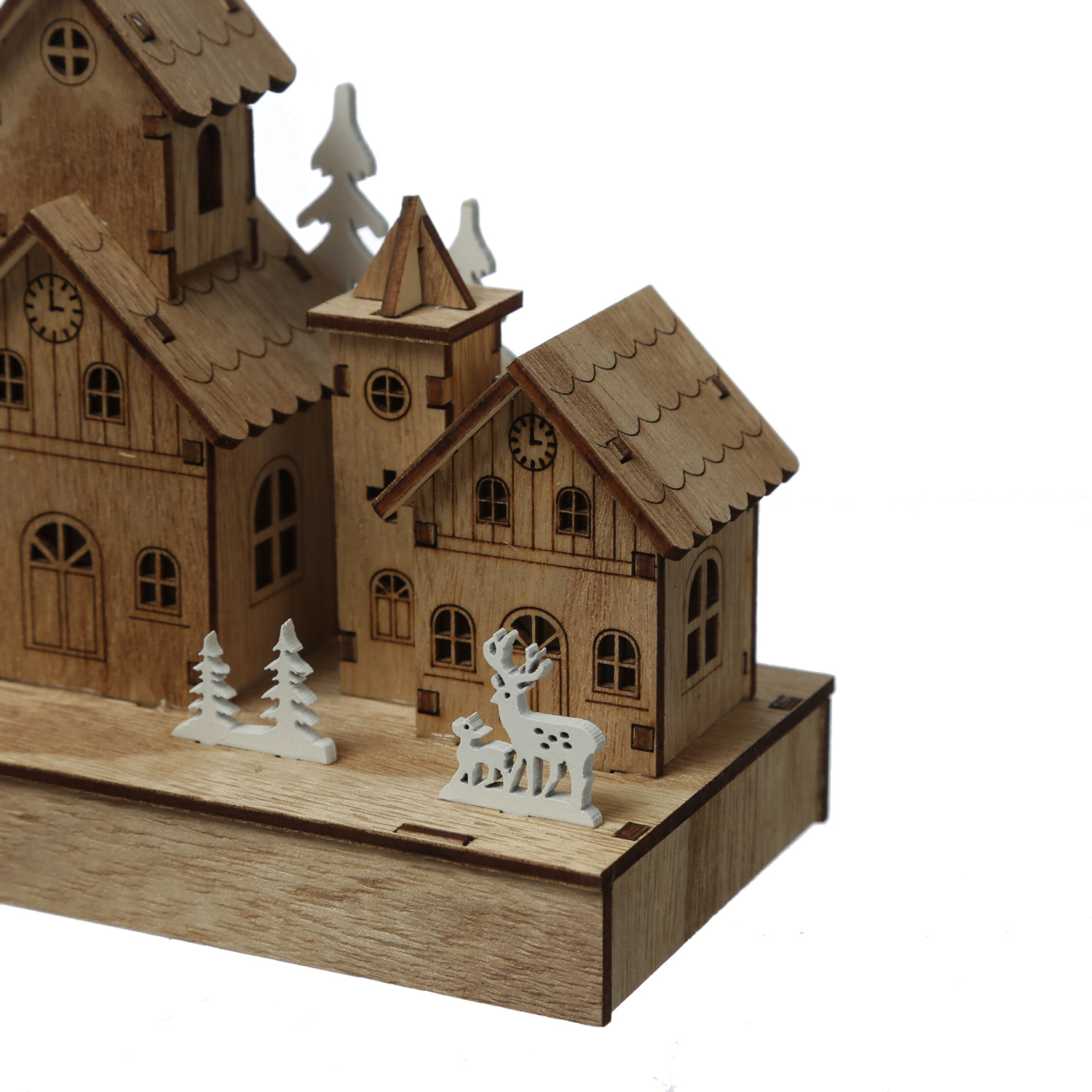 LED Holzdekoration Weihnachtsdorf - beleuchtete Winterlandschaft - L: 30cm - Timer - braun