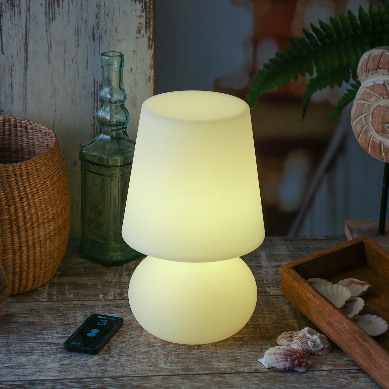 LED Garten Tischlampe - Schirmlampe - wetterfest - dimmbar - mit Fernbedienung - aufladbar - H: 26cm