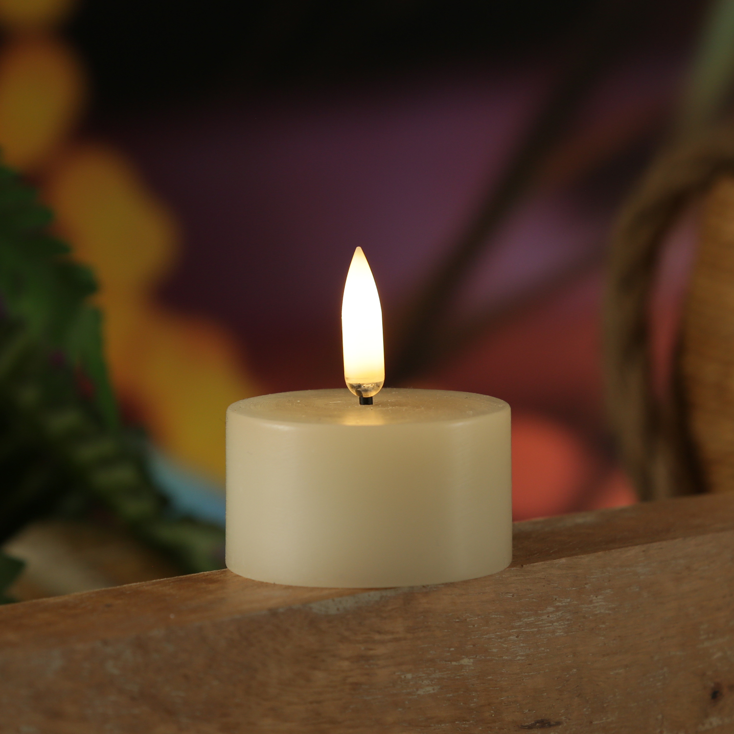 LED Teelicht THEA - realistische 3D Flamme - D- 5cm - H- 5-6cm - Timer - Batteriebetrieb - creme