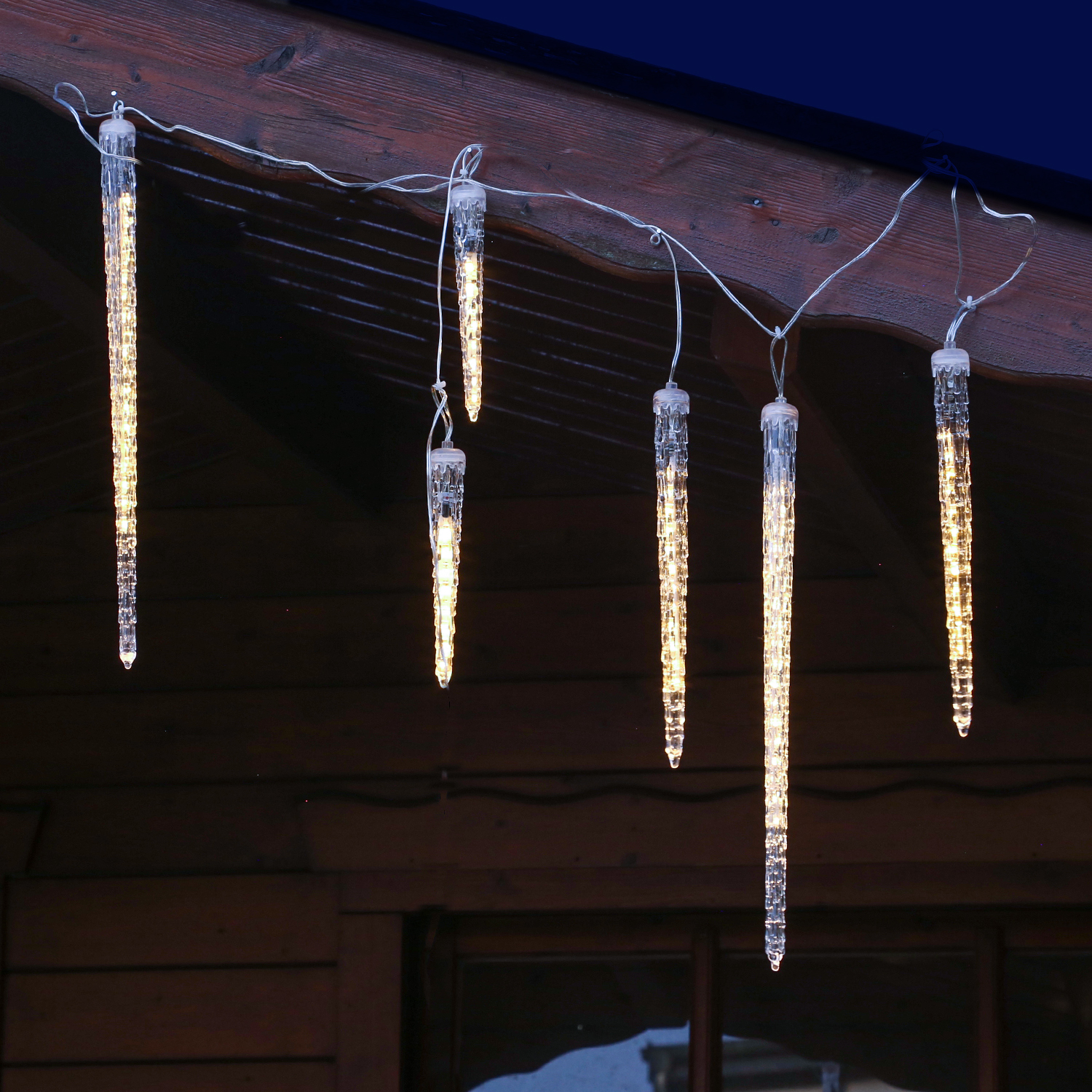 LED Lichtervorhang - 10 Stränge - 100 warmweiße LED - L: 0,9m - H: 1m - Außentrafo
