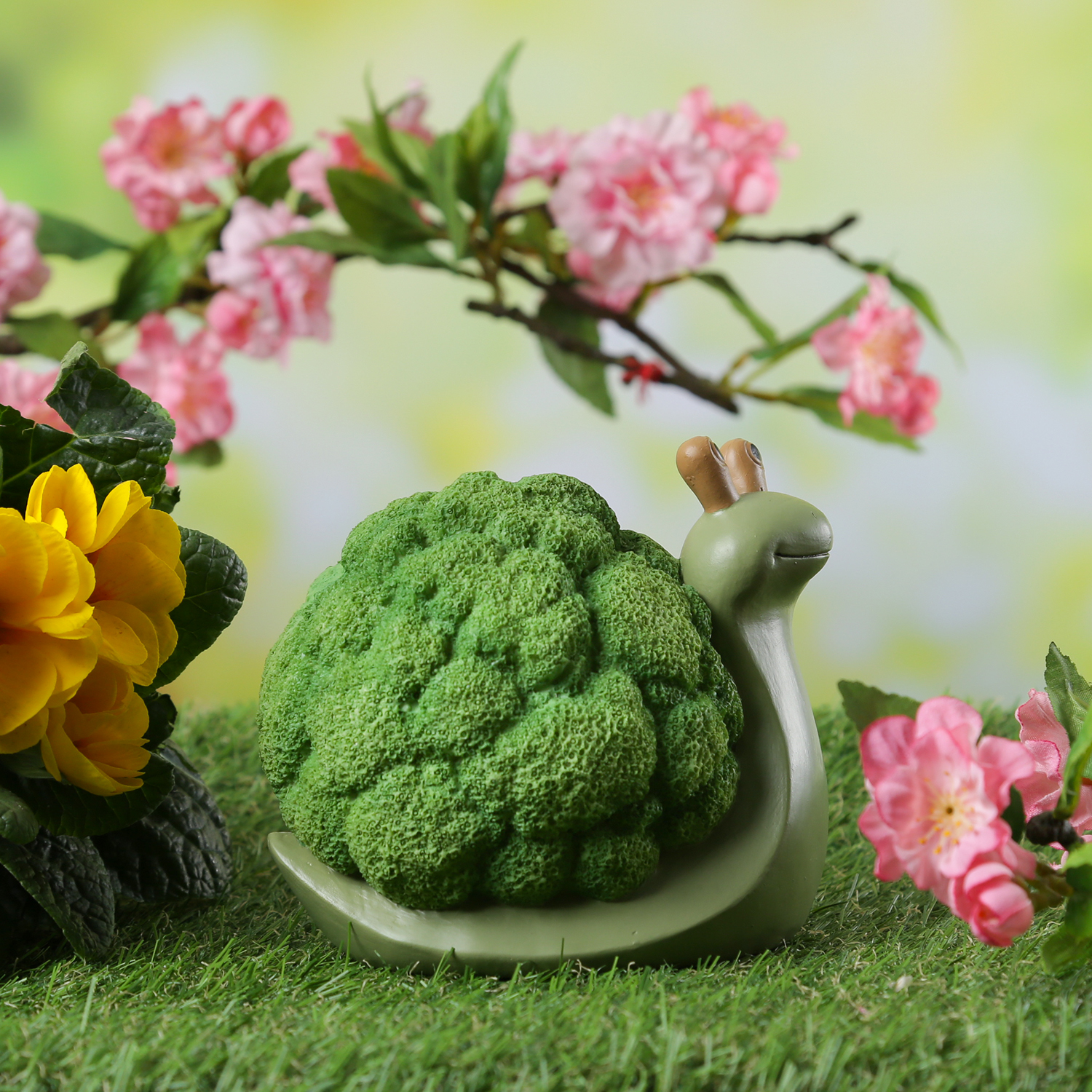 Schnecke BROKKOLI - Gartenfigur - Dekofigur - Polyresin - H: 11cm - für Außen - grün