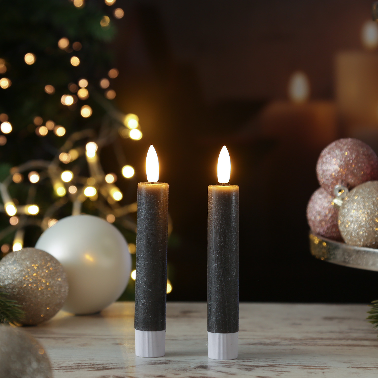 LED Stabkerzen Flamme - Echtwachs - flackernde warmweiße LED - H: 15cm - Timer - schwarz