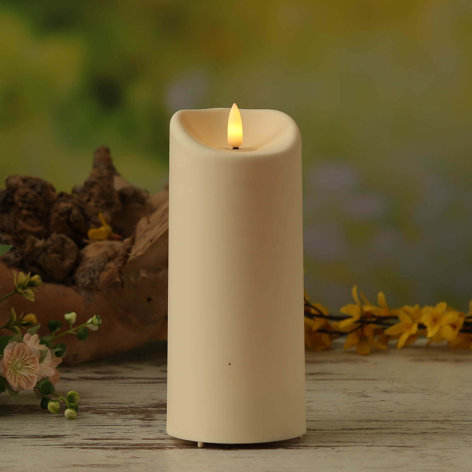 LED Stumpenkerze Flamme - Kunststoff - warmweiße 3D Flamme - H: 17,5cm - Timer - outdoor - creme