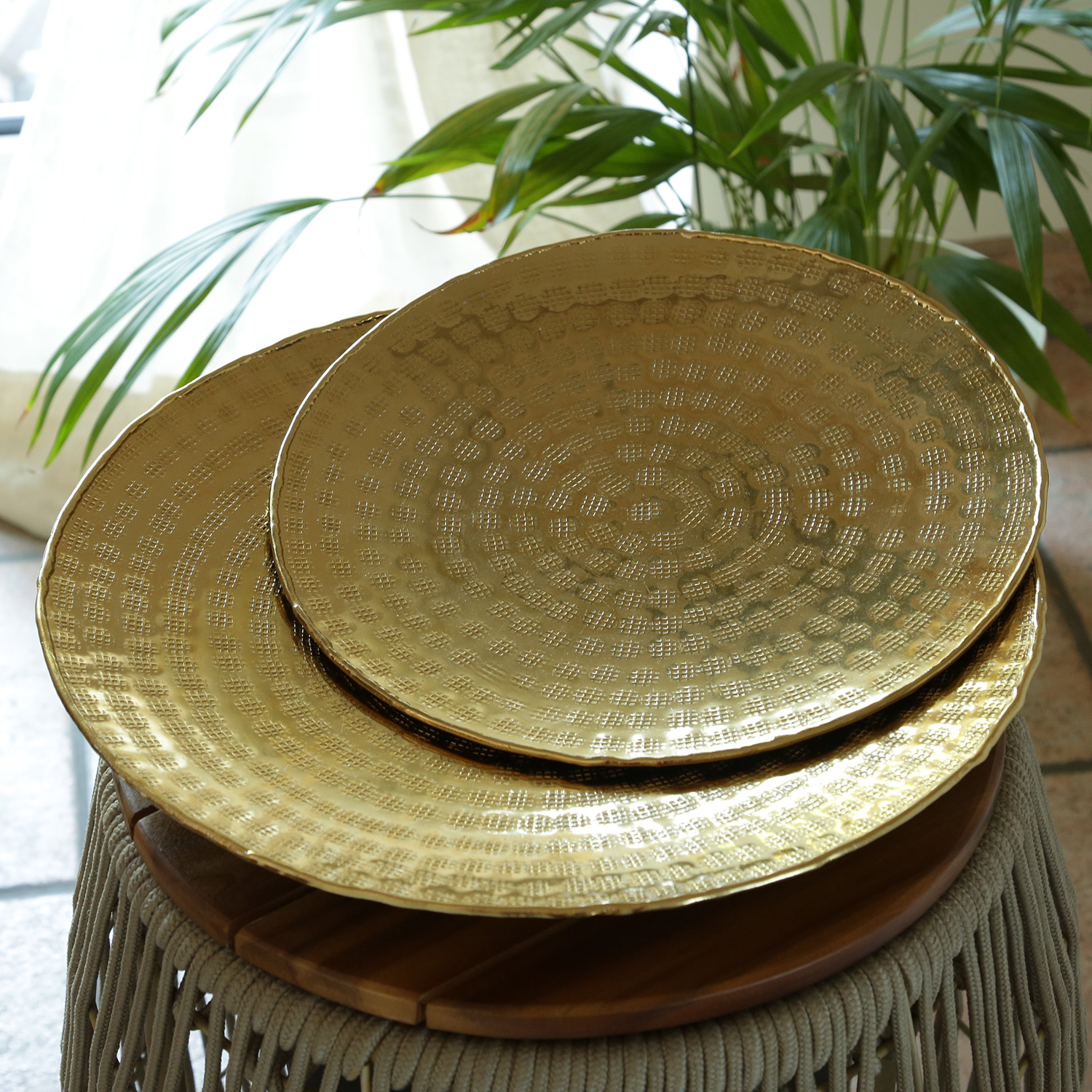 Tablett - Dekotablett - rund - Aluminium - gehämmert - D: 28,5cm - gold