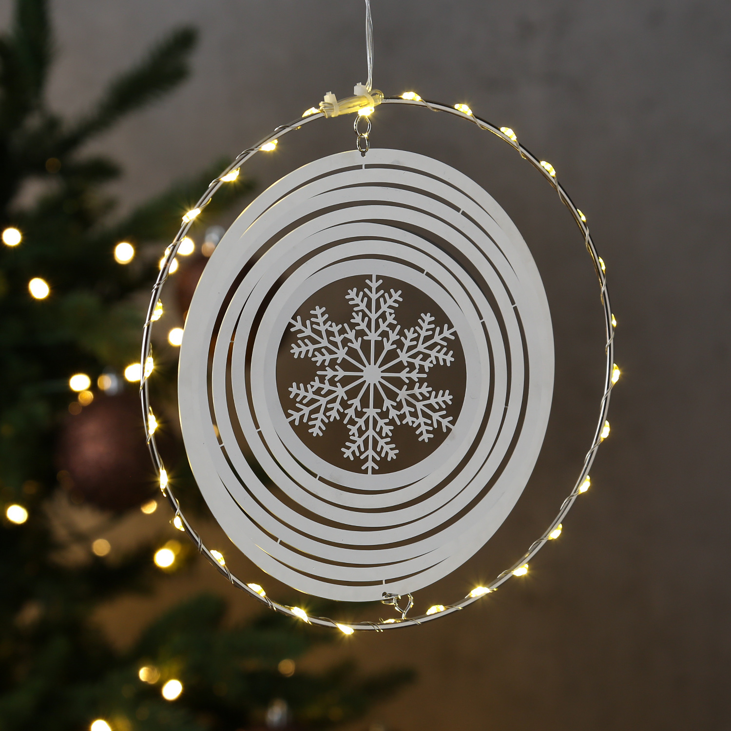 LED Kreis mit Schneeflocke - 3D Dekohänger - 30 warmweiße LED - D: 20cm - Timer - silber