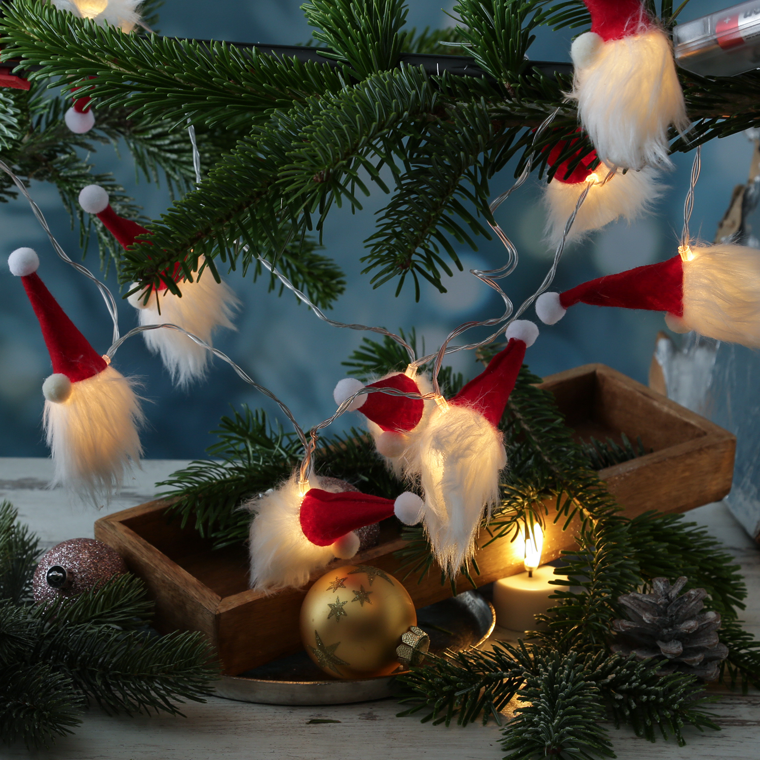 LED Lichterkette Wichtel - 10 leuchtende Weihnachtswichtel - L: 1,3m - Timer - Batteriebetrieb