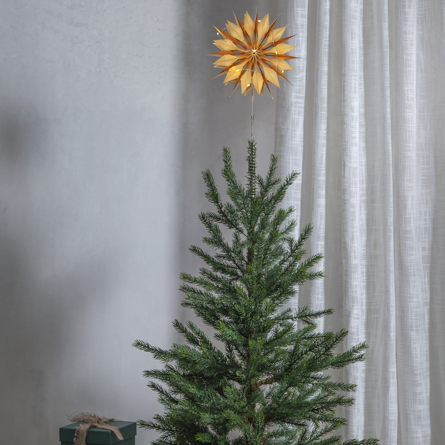 LED Baumspitze Papierstern MELLI -  10 warmweiße LED - H: 43cm - D: 20cm - Timer - Batterie - gold