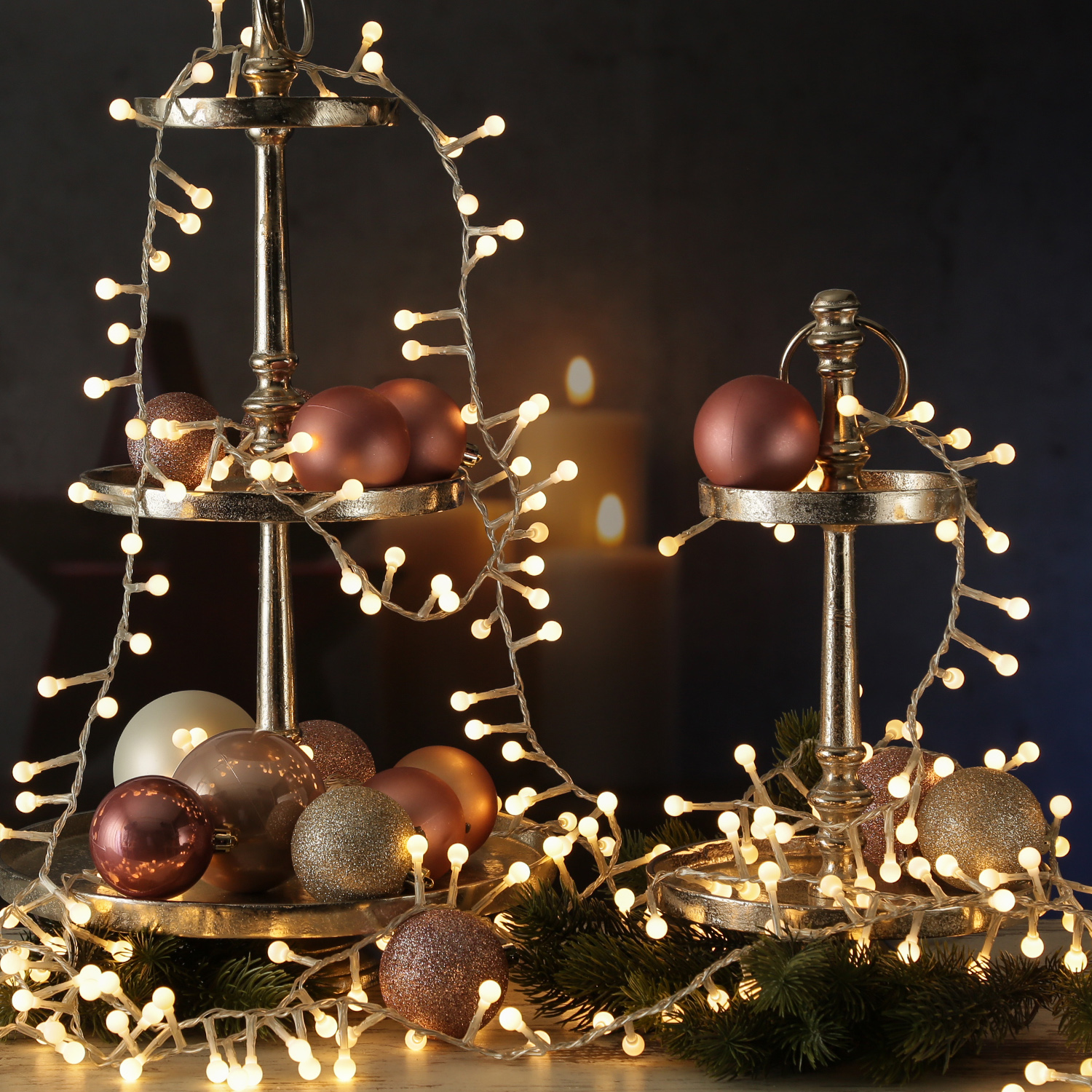 LED Lichterkette BERRY - 120 weiße Kugeln - 3 unterschiedliche Größen - L: 9m