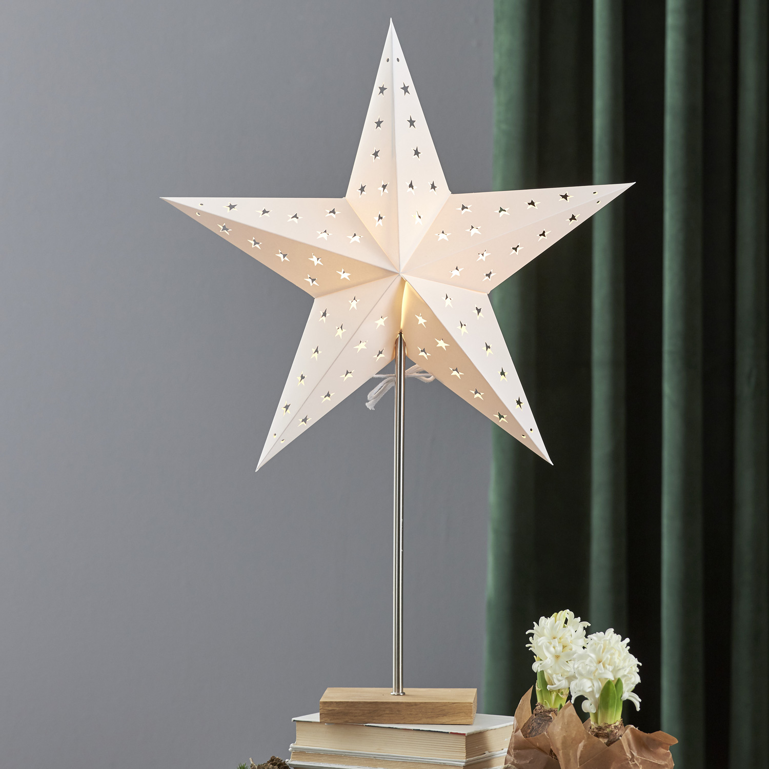 Papierstern "Leo" - stehend - 5-zackig - D: 43cm, H: 65cm - E14 Fassung - inkl. Kabel - weiß