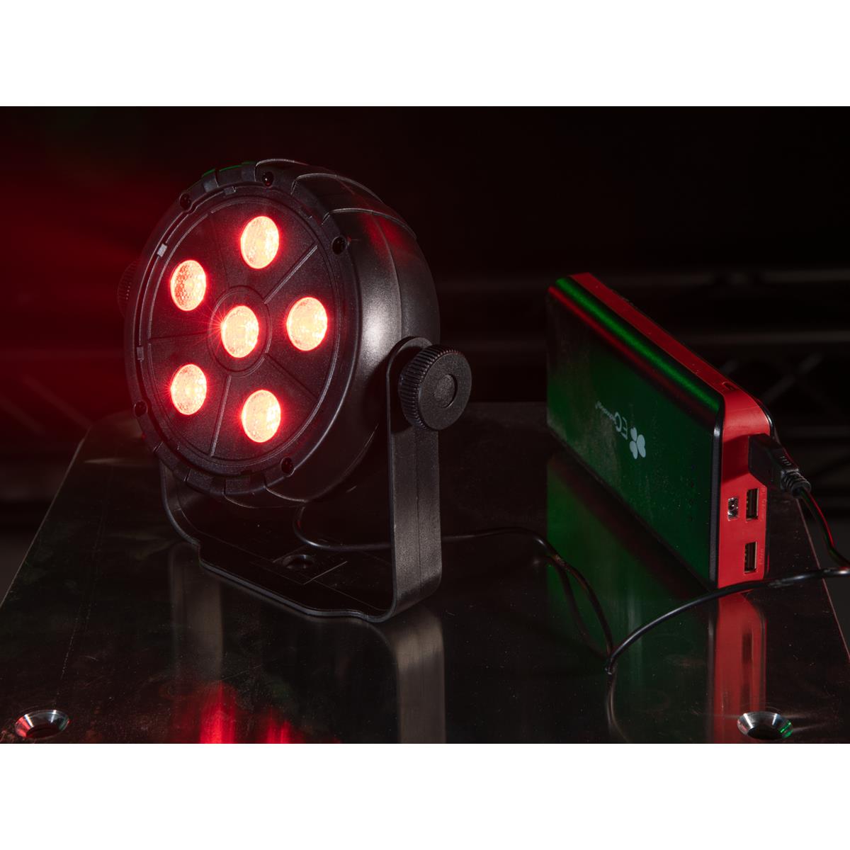 USB Party Spot - 6 RGB LED - Musiksteuerung + Automatik - Fernbedienung