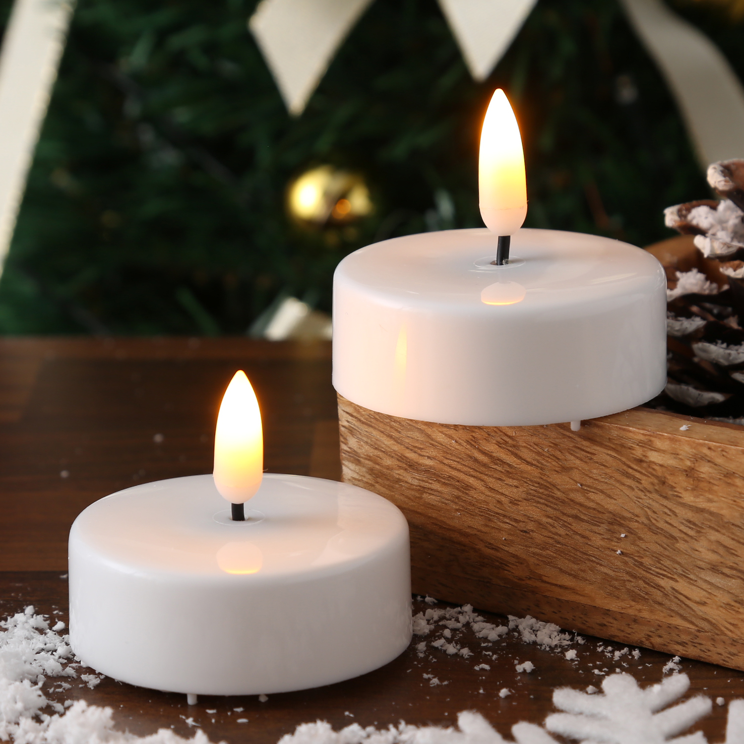 LED Maxi Teelichter - flackernde 3D Flamme - Kunststoff - Timer - D: 5,8cm - weiß