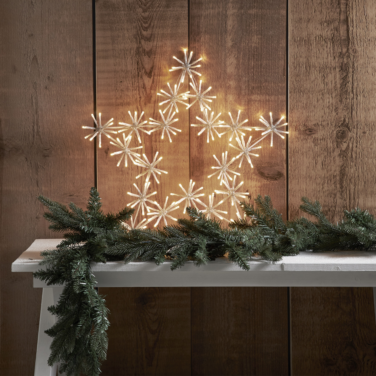 LED Stern Flower Star - hängend - D: 60cm - 200 warmweiße LED - inkl. Trafo - Outdoor - transparent