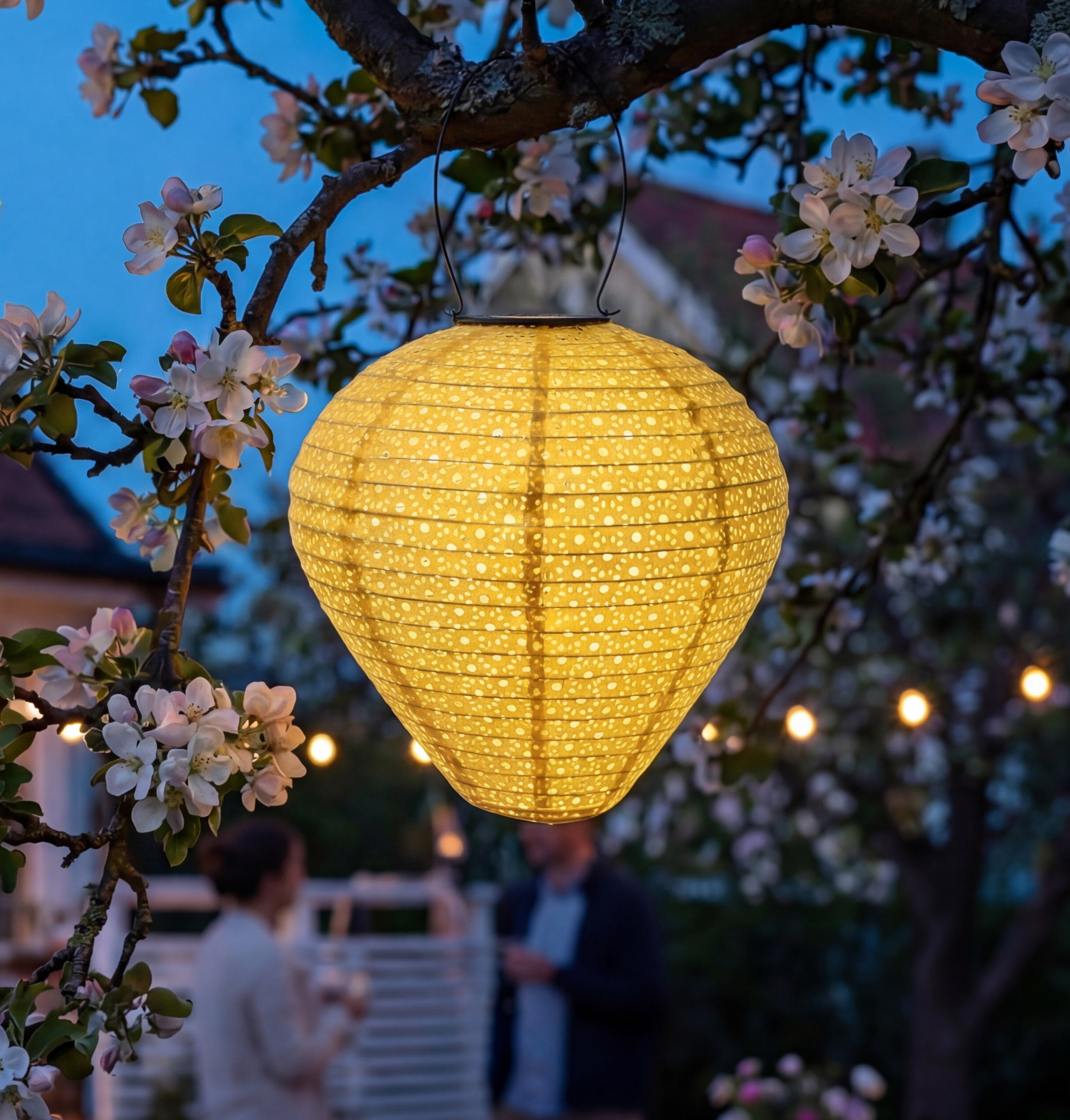 LED Solar Lampion Ballon - mit Blumenmuster - H: 30cm - D: 30cm - Lichtsensor - gelb - 2er Set