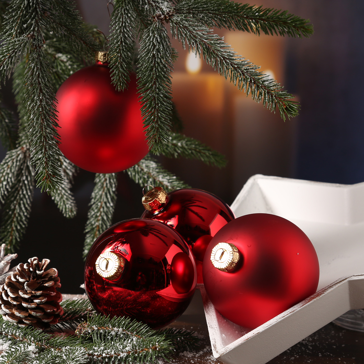 Christbaumkugel - Weihnachtsbaumkugel - bruchfest - D: 10cm - glänzend und matt - rot - 4er Set