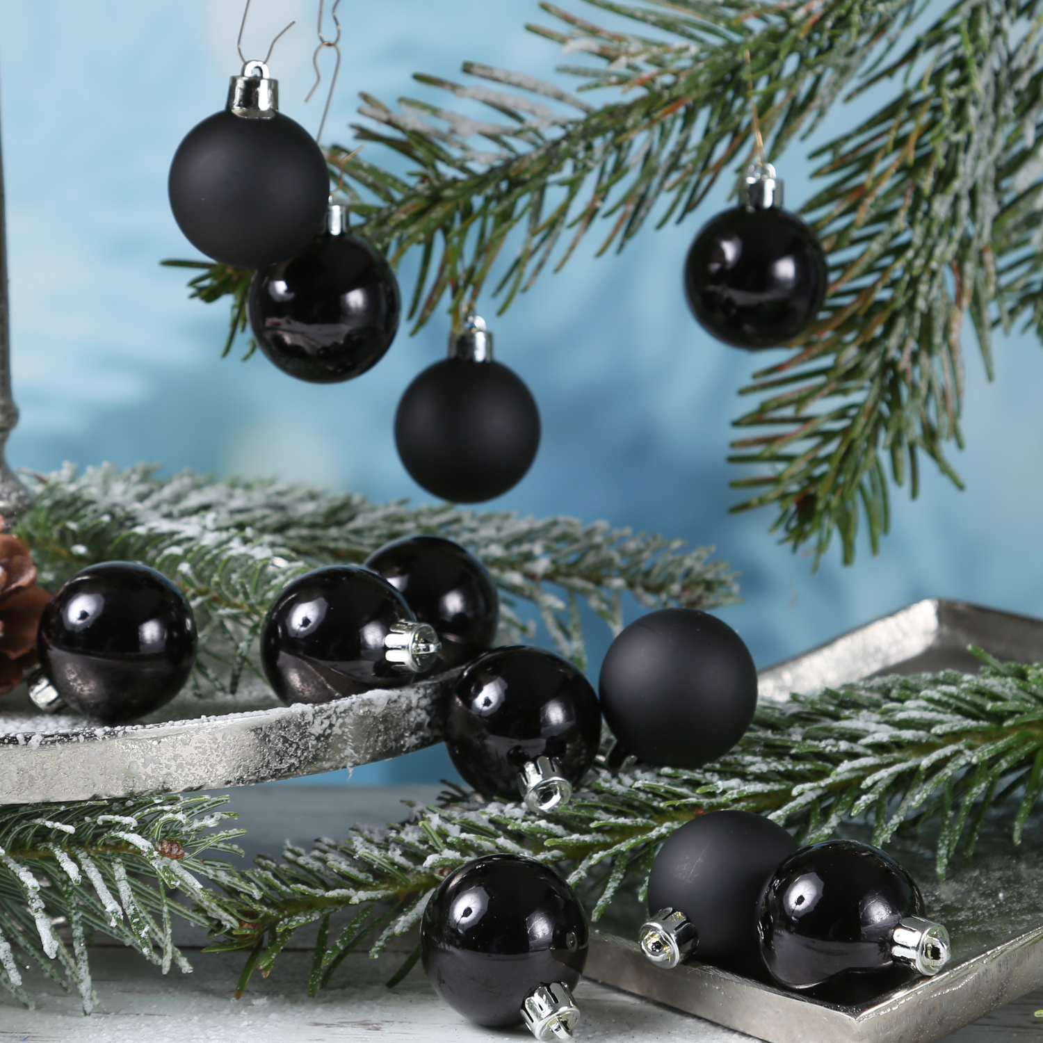 Christbaumkugel - Weihnachtskugel - bruchfest - D: 4cm - glänzend und matt - schwarz - 16er Set