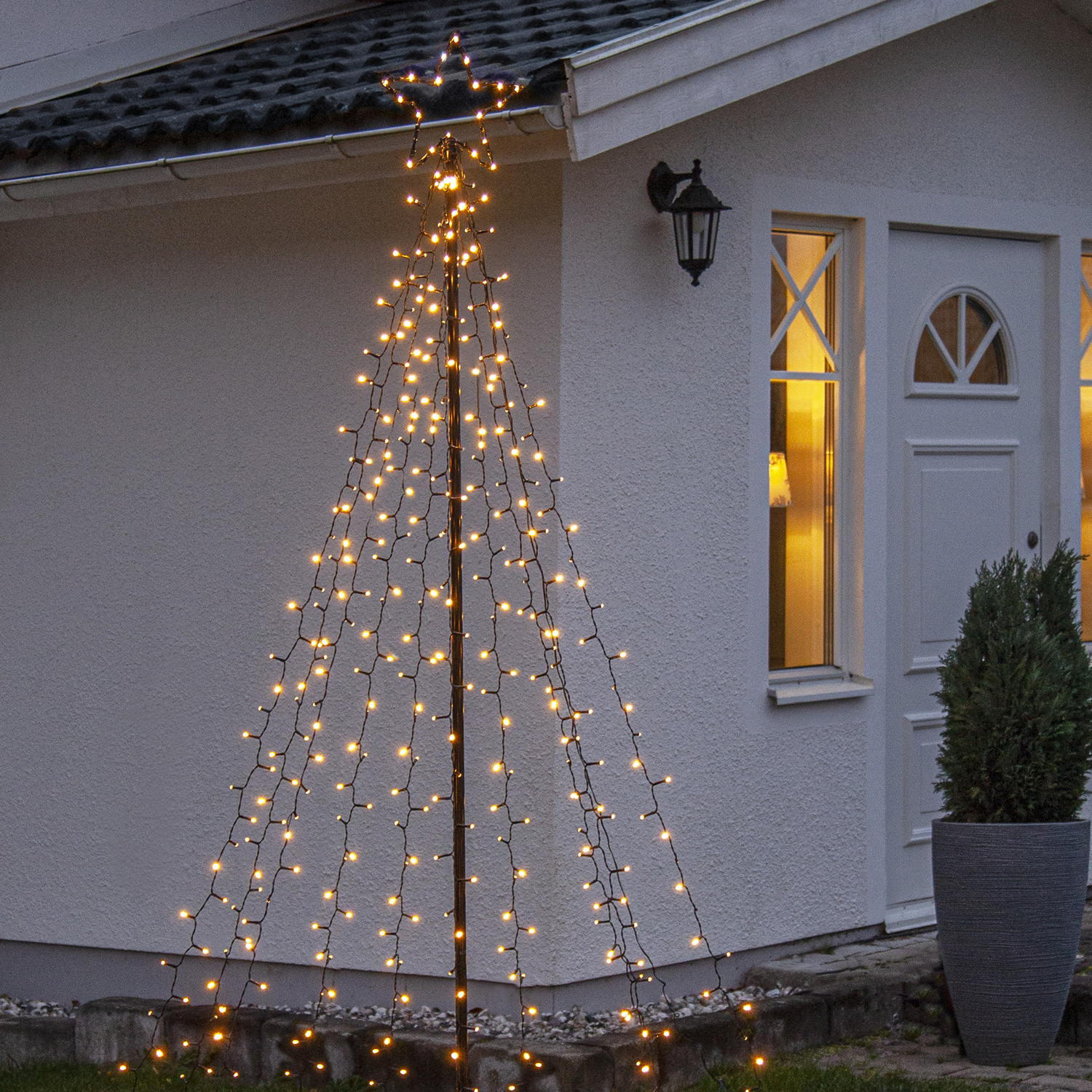 LED Lichterbaum mit Sternspitze - 6 Stränge - 62 bunte LED - H: 1m - 11 Funktionen