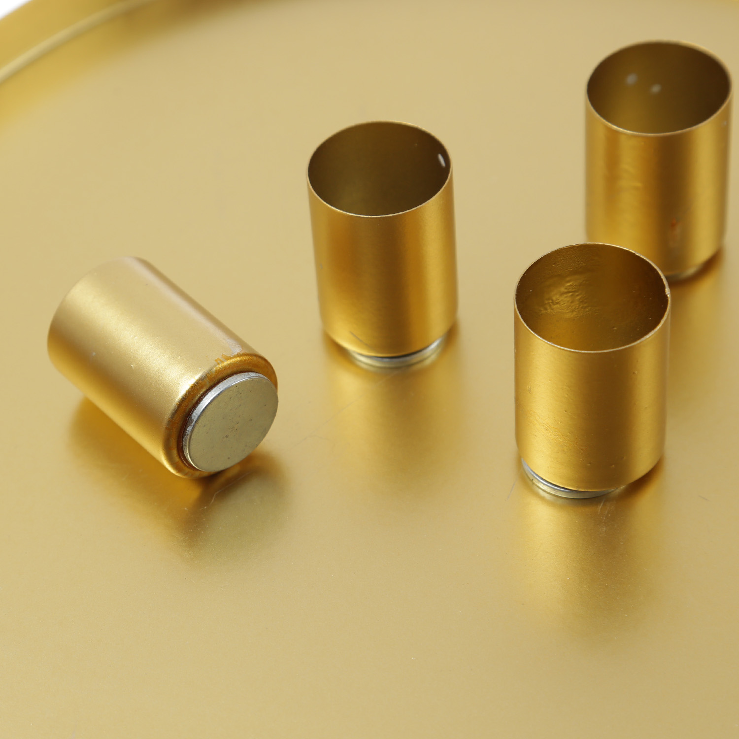 Stabkerzenhalter magnetisch - Kerzenständer für 4 Stabkerzen - Kerzentablett - D: 25cm - gold