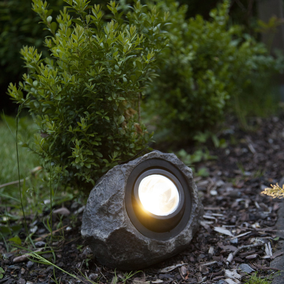 LED Solar Felsen "Rocky" - Spot mit warmweißer LED