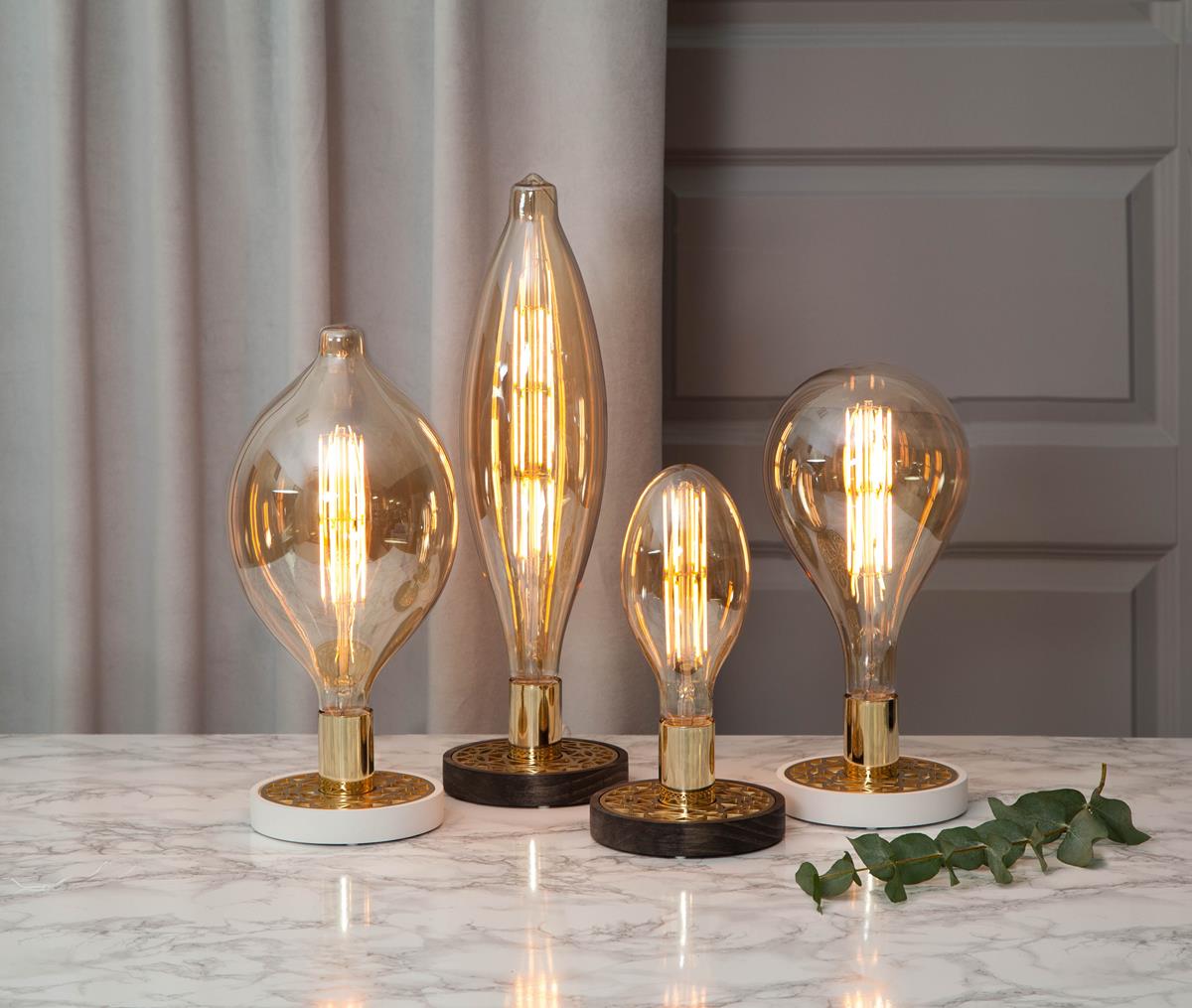 Leuchtmittel | LED | Filament | Industrial | →12cm x ↑44cm | 10W | E27 | 2000K | 800 Lumen | 90 Ra Leuchtmittel | LED | Filament | Industrial | →12cm x ↑44cm | 10W | E27 | 2000K | 800 Lumen | 90 Ra