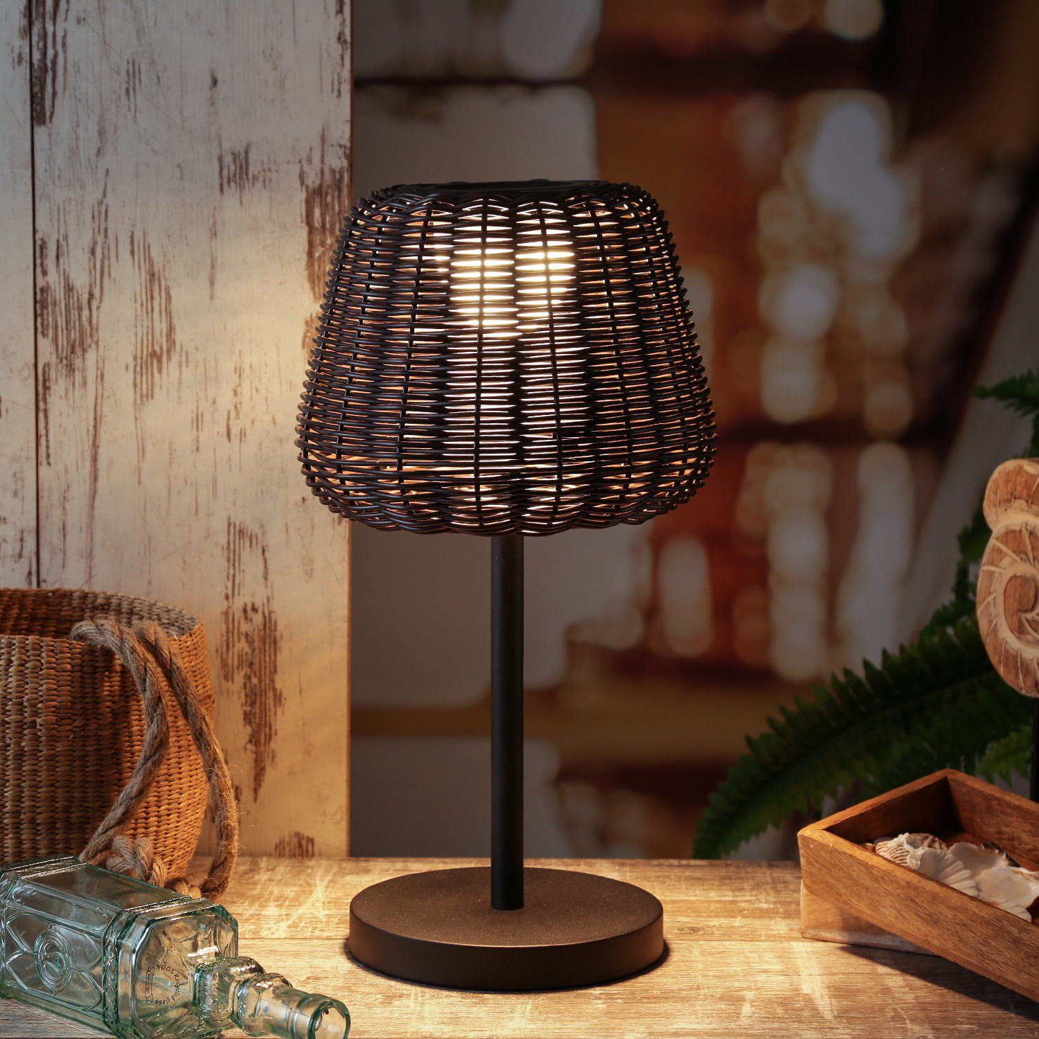 LED Garten Tischleuchte - in Rattanoptik - H: 45cm - dimmbar - aufladbar - mit Fernbedienung - braun
