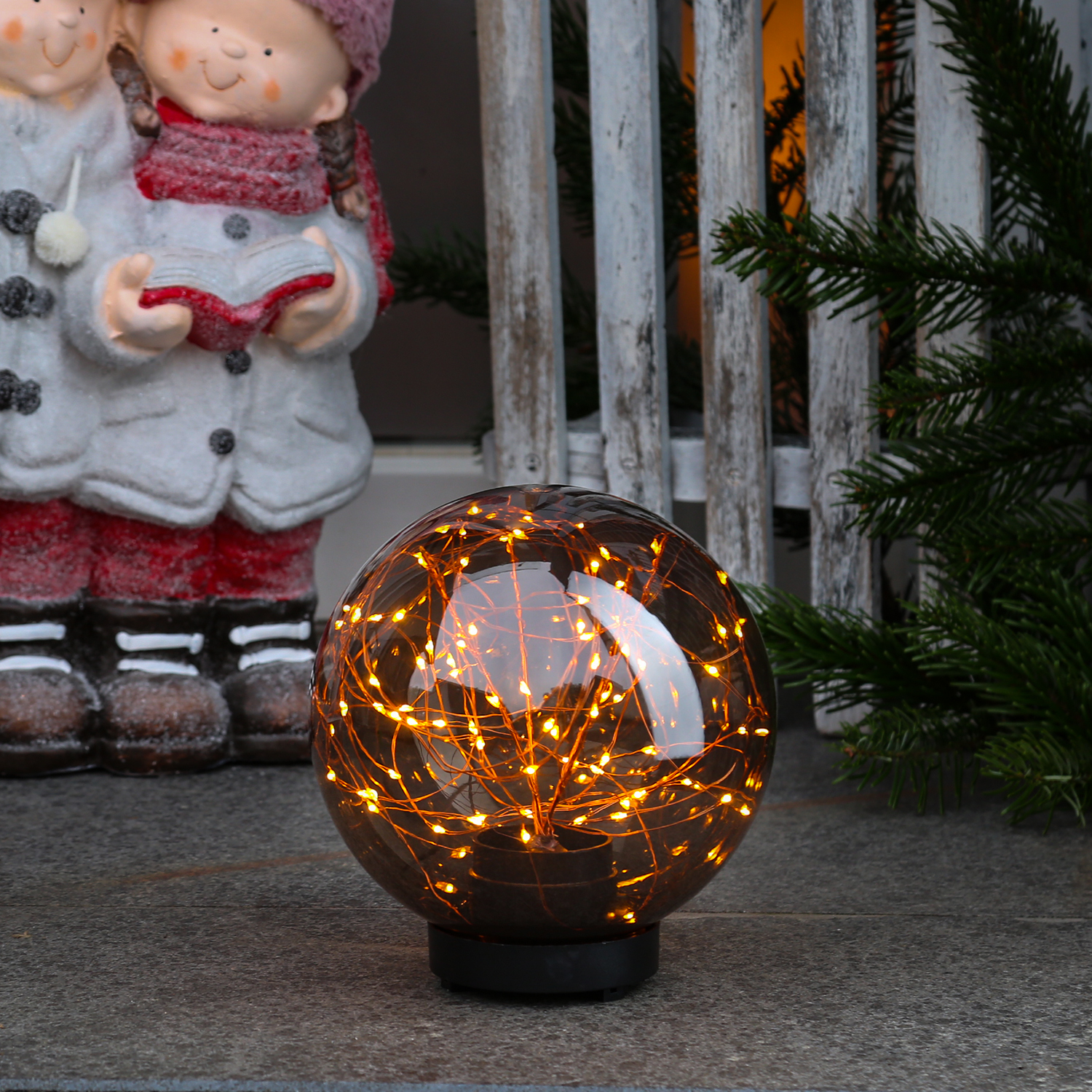 LED Kugel mit Drahtlicherkette - stehend - 80 bernsteinfarbene LED - D: 20cm - f. Außen - rauchgrau