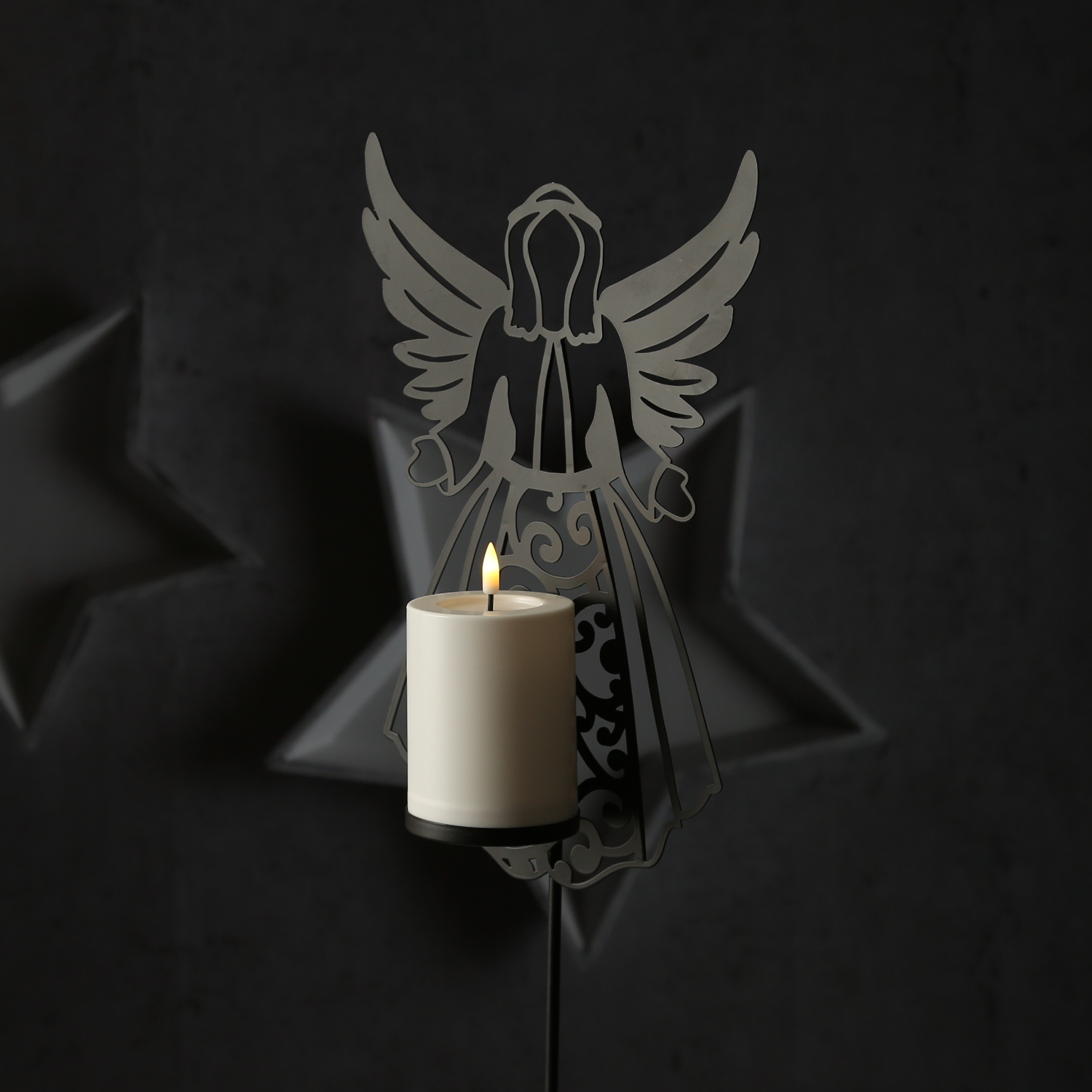 LED Grablicht Engel mit LED Kerze - Gartenfigur - H: 56cm - Timer - bis zu 2500 Stunden
