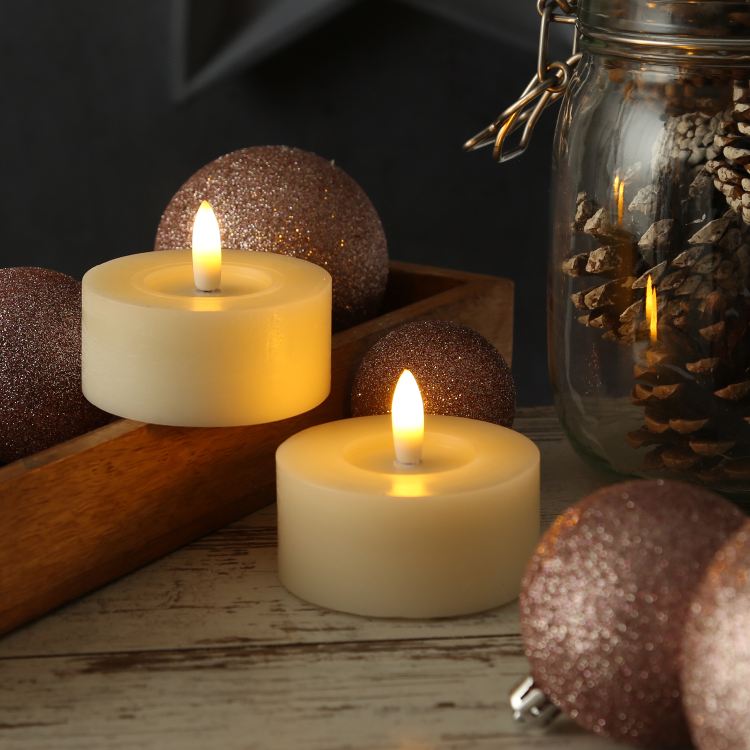 LED Maxi Teelichter LINA - Rustik-Optik - Echtwachs - Timer - D: 7cm - H: 6cm - creme - 2 Stück