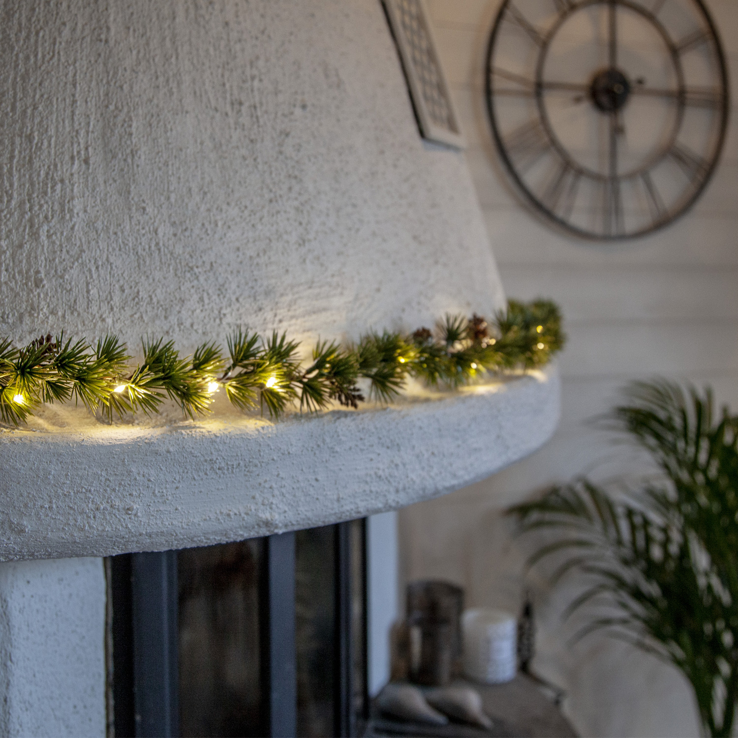 LED Tannengirlande - Weihnachtsgirlande - 50 warmweiße LED - L: 2,7m - Timer - Batterie
