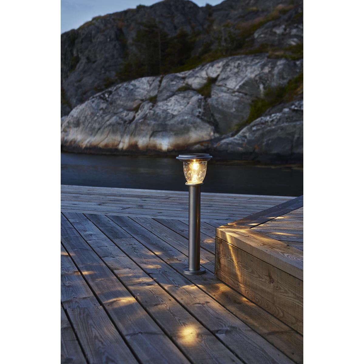 LED Solar Wegleuchte "Pireus" - Edelstahl - warmweiße LED - H: 61cm - D: 19cm - Dämmerungssensor