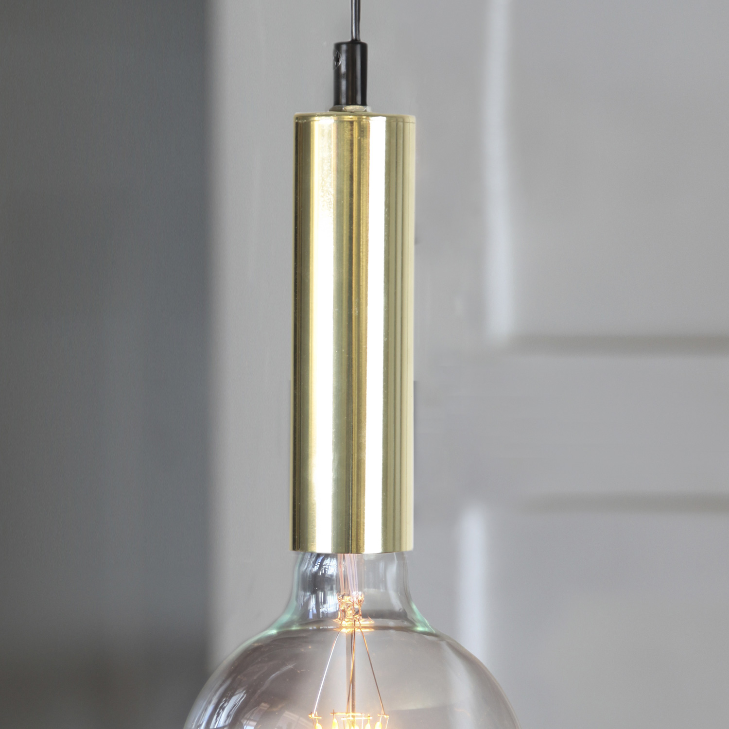 Lampenfassung GLANS - E27 Fassung - Schalter - H: 15cm - hängend - messing