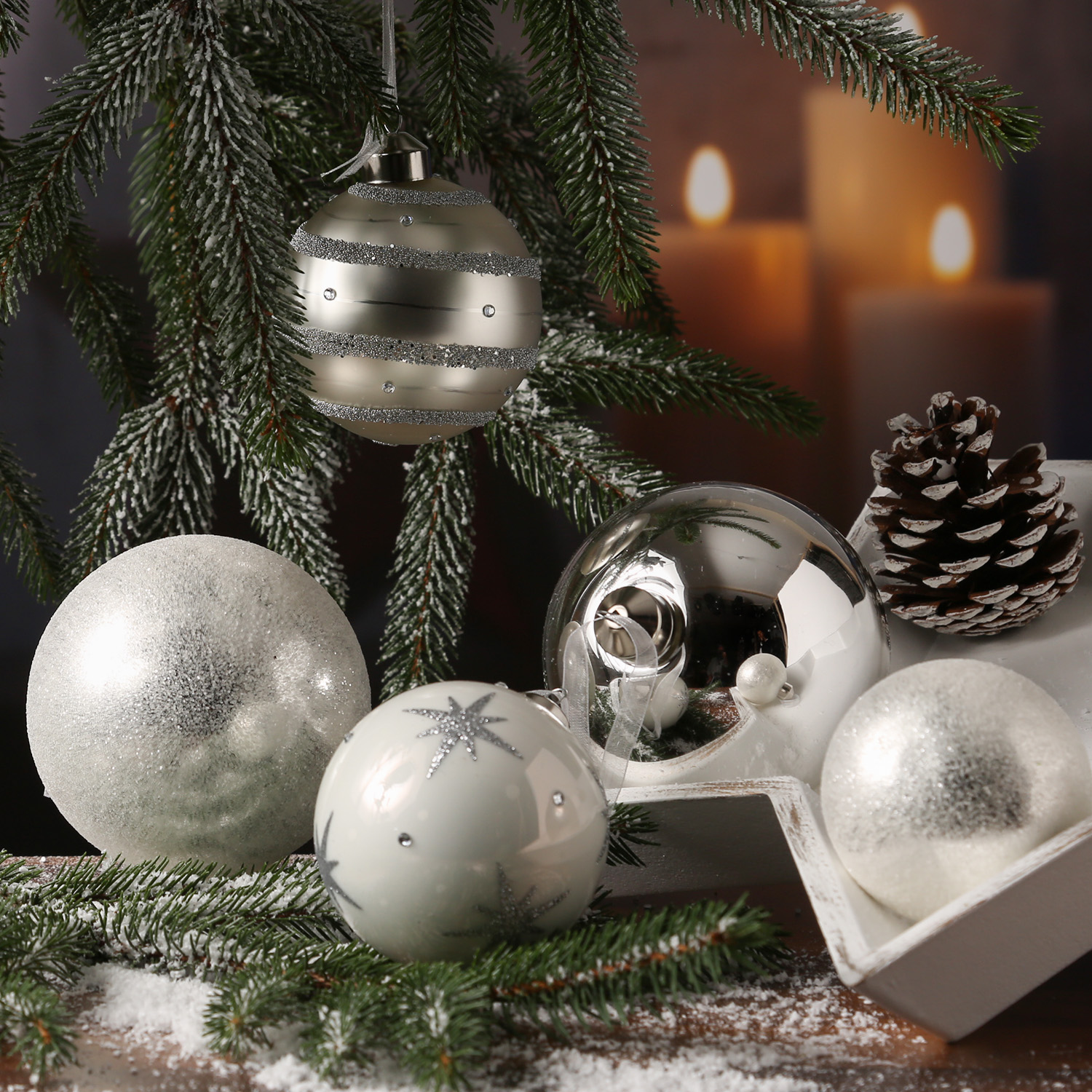Christbaumkugel - Weihnachtskugel - Glas - 3 Größen - glänzend matt glitzernd - silber weiß - 12St.